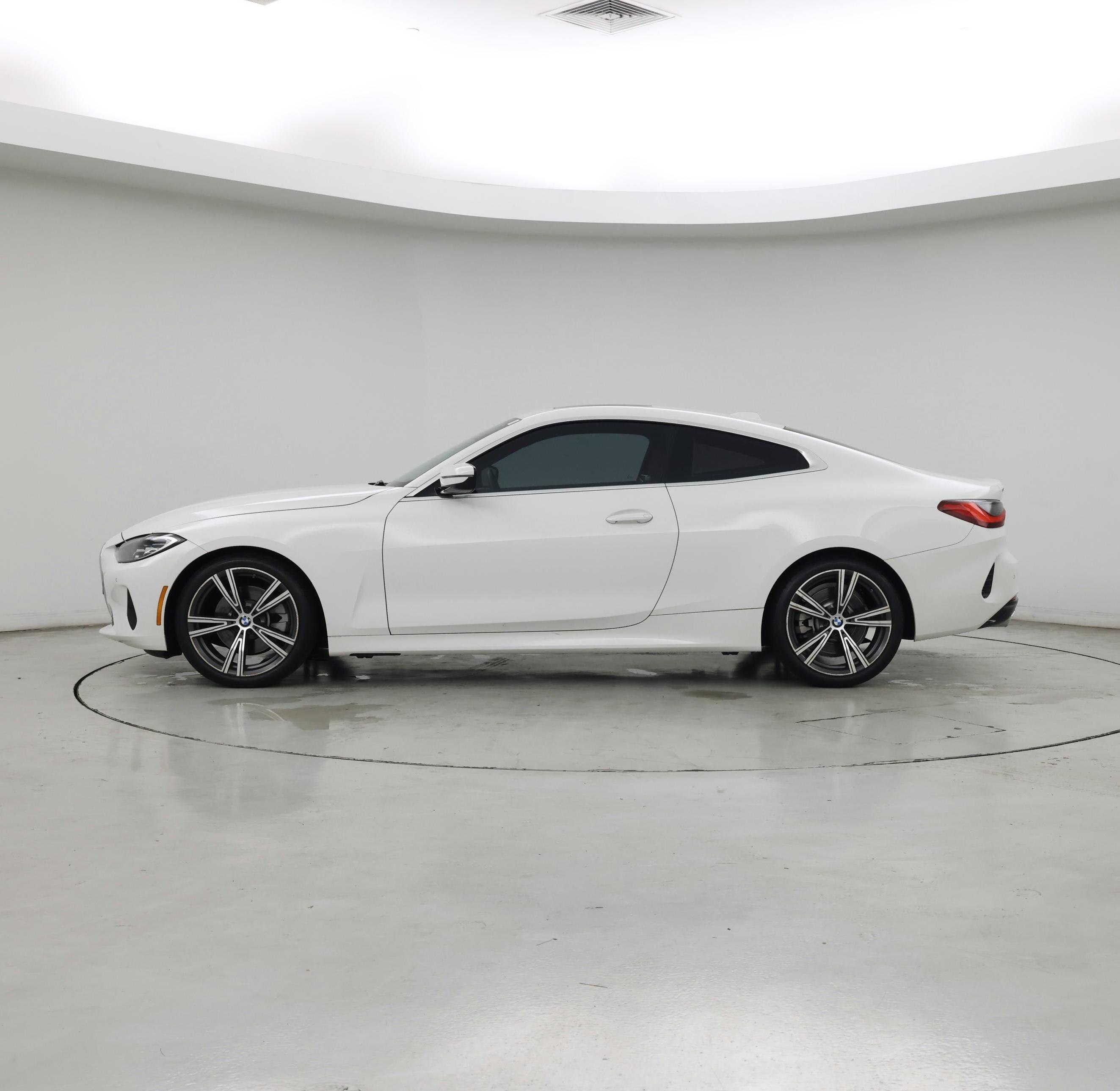 Thumbnail: 2024 BMW 4 Series - 3