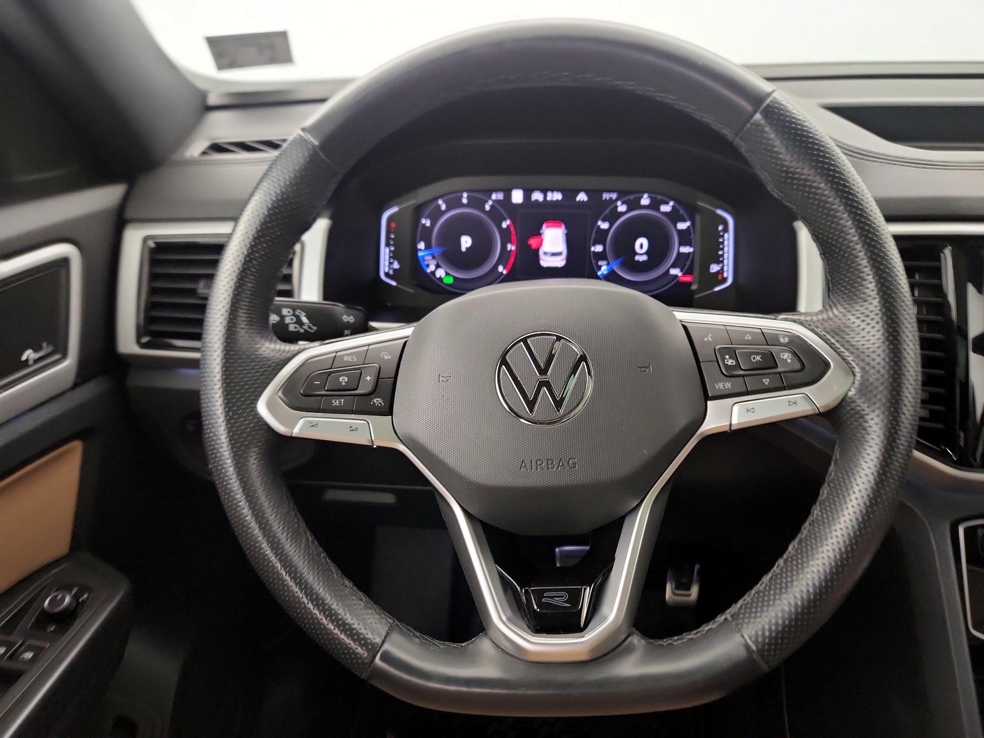 Thumbnail: 2023 Volkswagen Atlas - 10