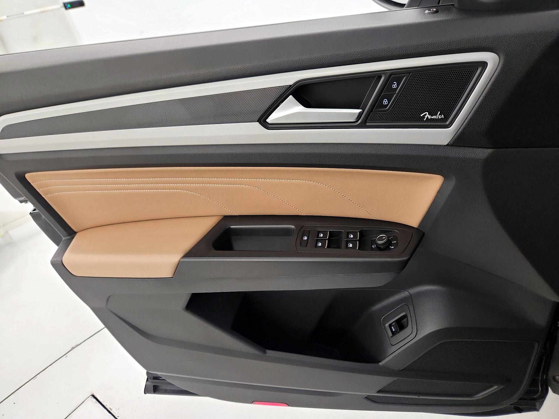 Thumbnail: 2023 Volkswagen Atlas - 12