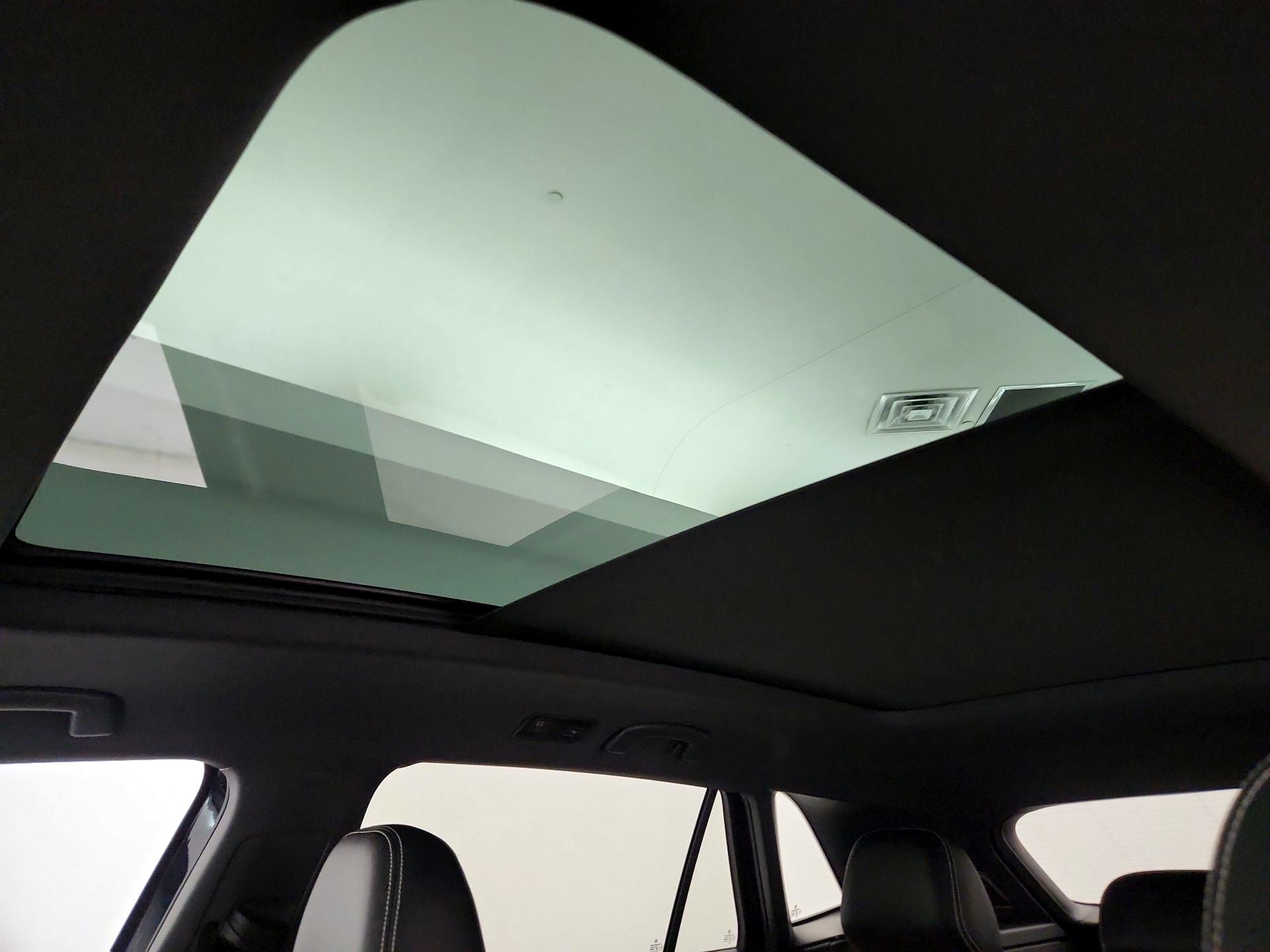 Thumbnail: 2023 Volkswagen Atlas - 20