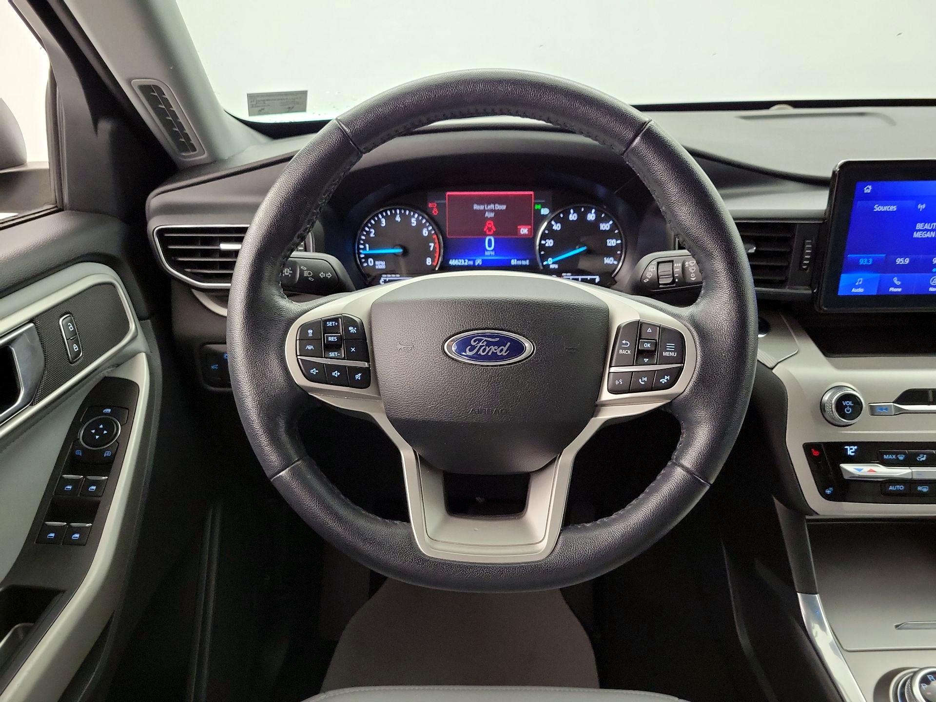 Thumbnail: 2021 Ford Explorer - 10