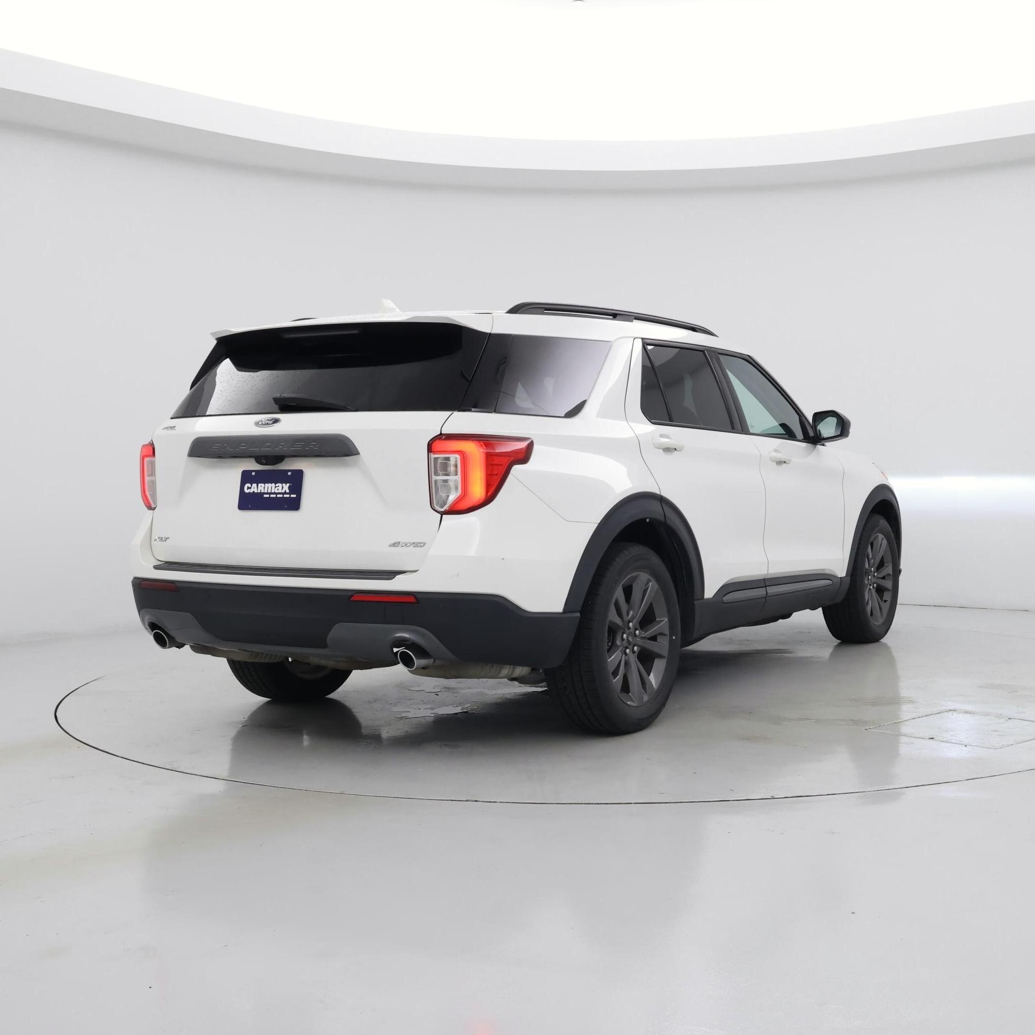 Thumbnail: 2021 Ford Explorer - 8