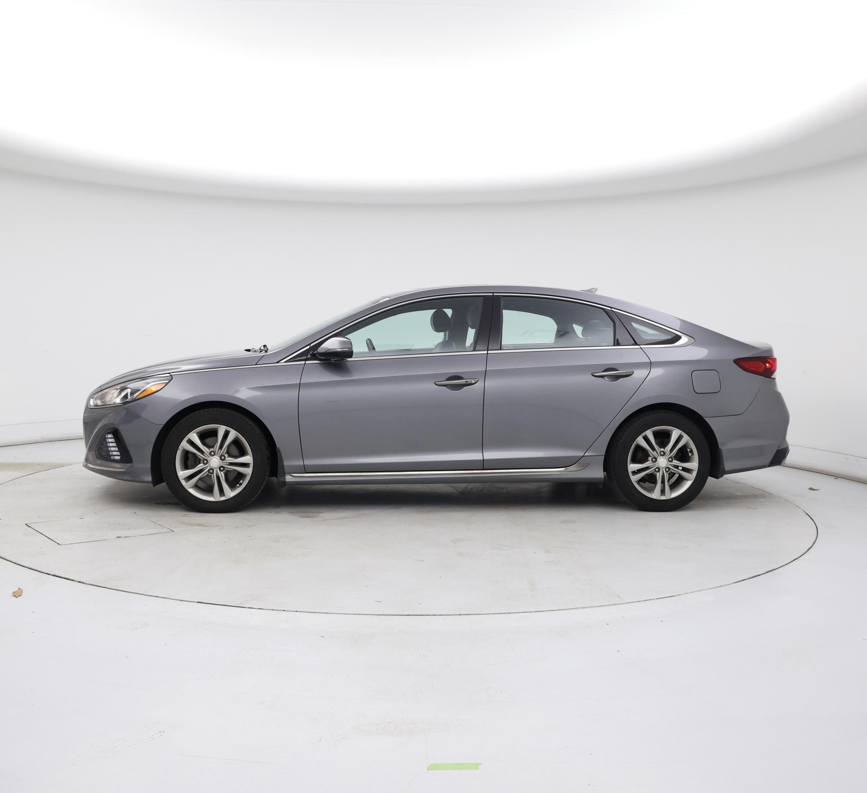 Thumbnail: 2018 Hyundai Sonata - 3