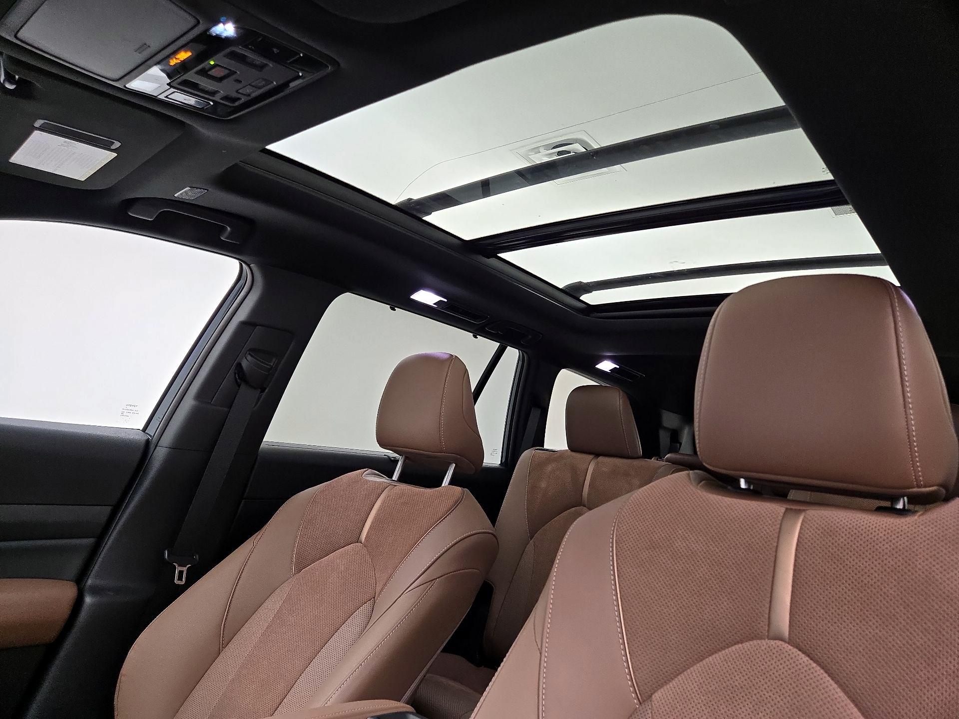 Thumbnail: 2023 Jeep Grand Cherokee - 19