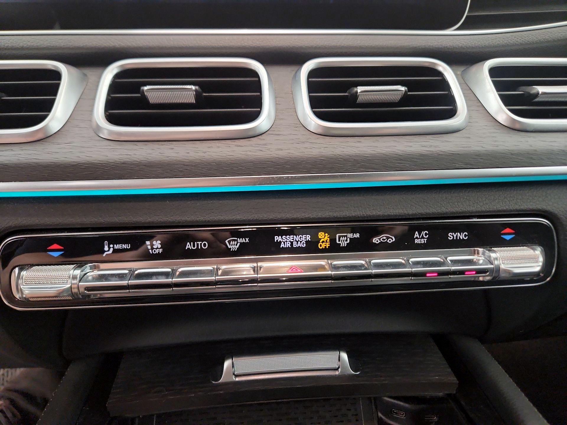 Thumbnail: 2020 Mercedes-Benz GLE - 17