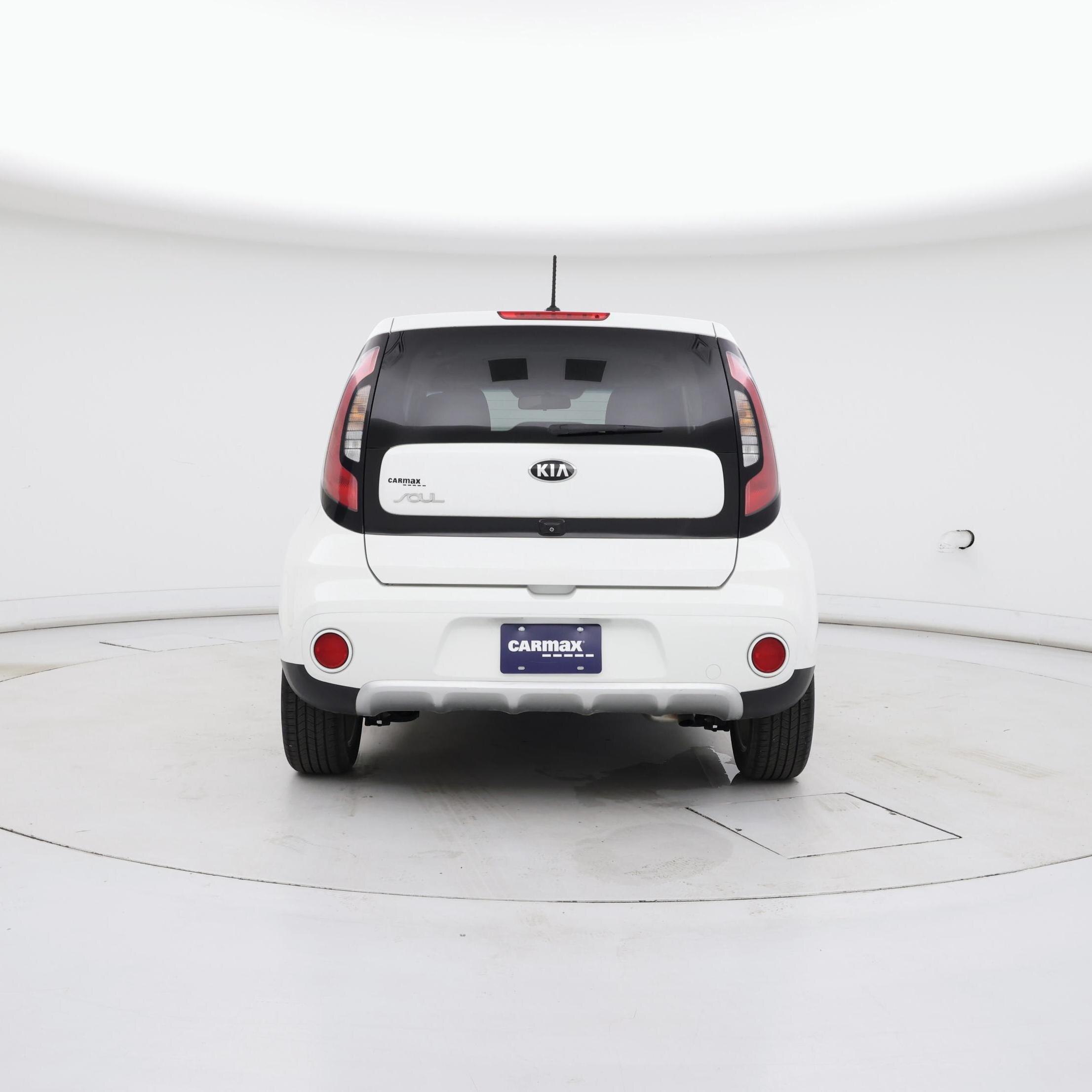 Thumbnail: 2017 Kia Soul - 6