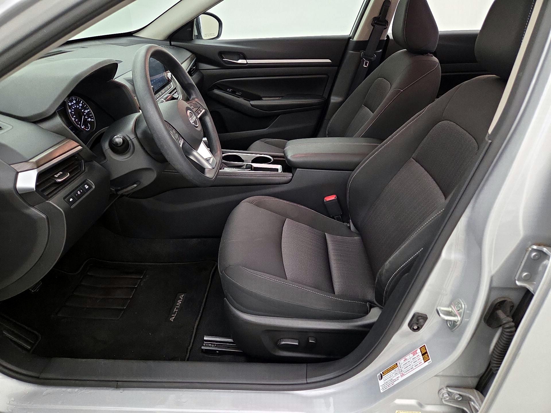 Thumbnail: 2023 Nissan Altima - 11
