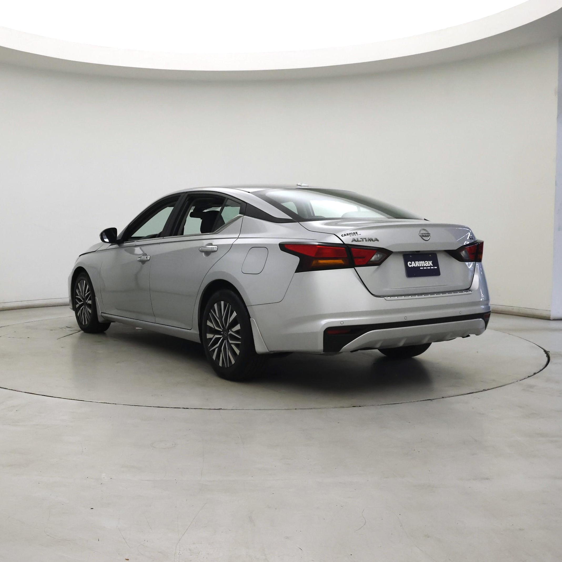 Thumbnail: 2023 Nissan Altima - 2