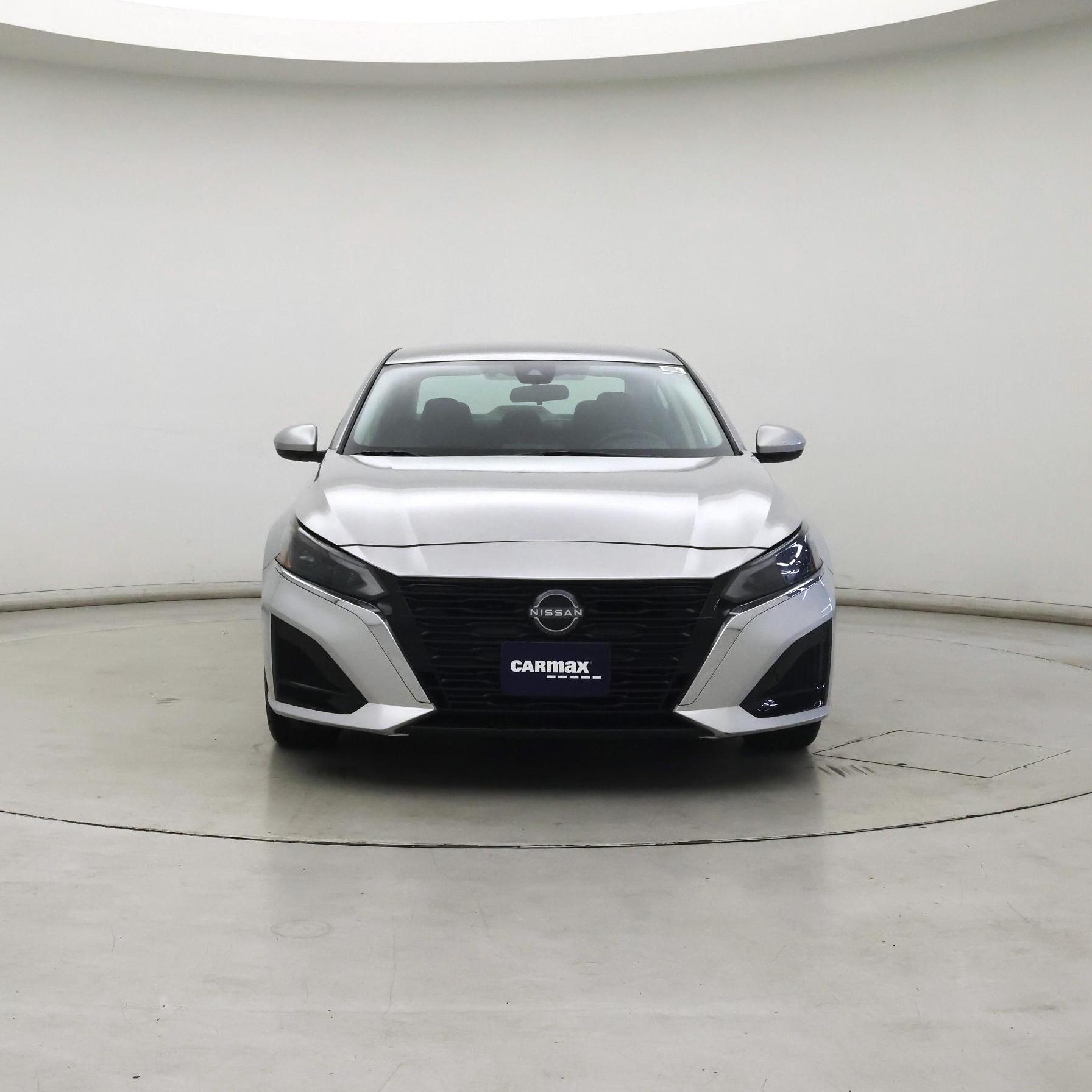 Thumbnail: 2023 Nissan Altima - 5