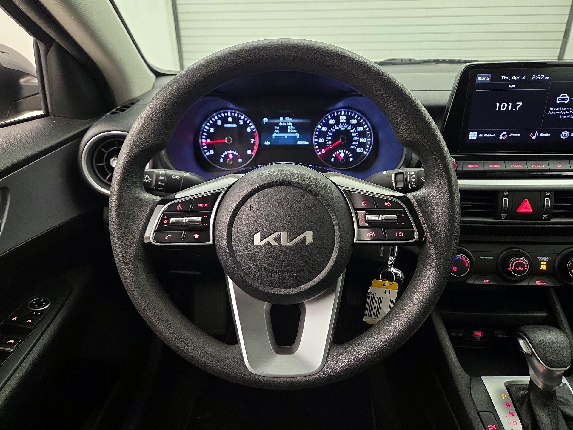 Thumbnail: 2023 Kia Forte - 10