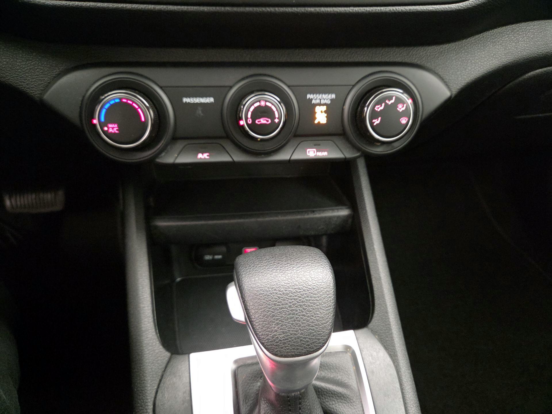 Thumbnail: 2023 Kia Forte - 16