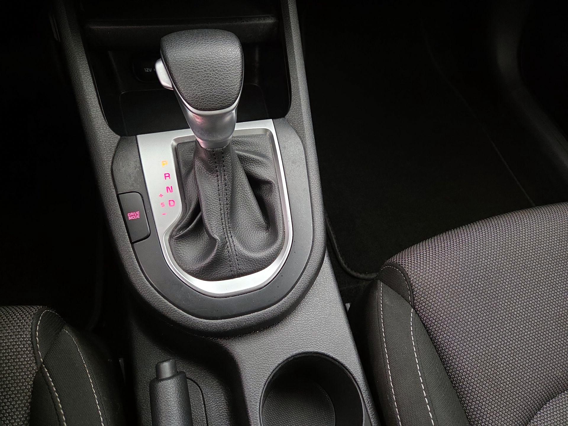 Thumbnail: 2023 Kia Forte - 17