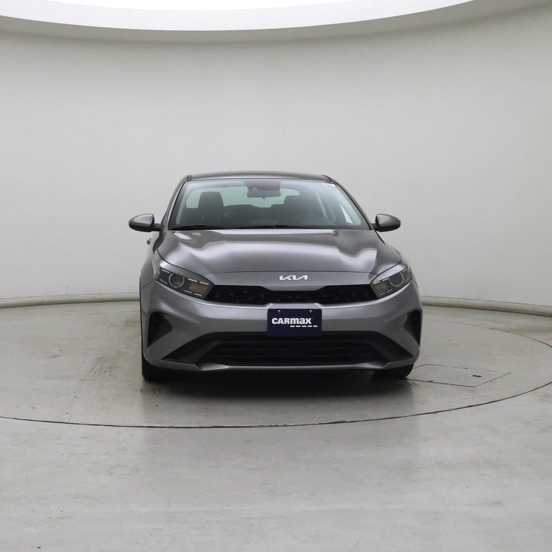 Thumbnail: 2023 Kia Forte - 5