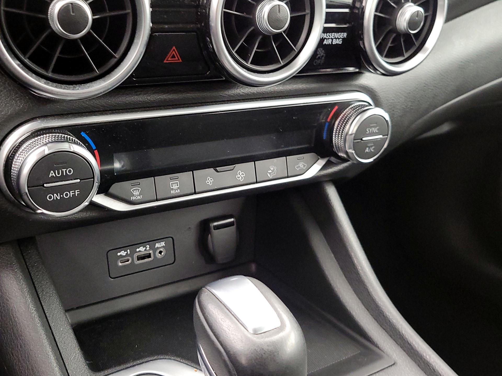 Thumbnail: 2023 Nissan Sentra - 16