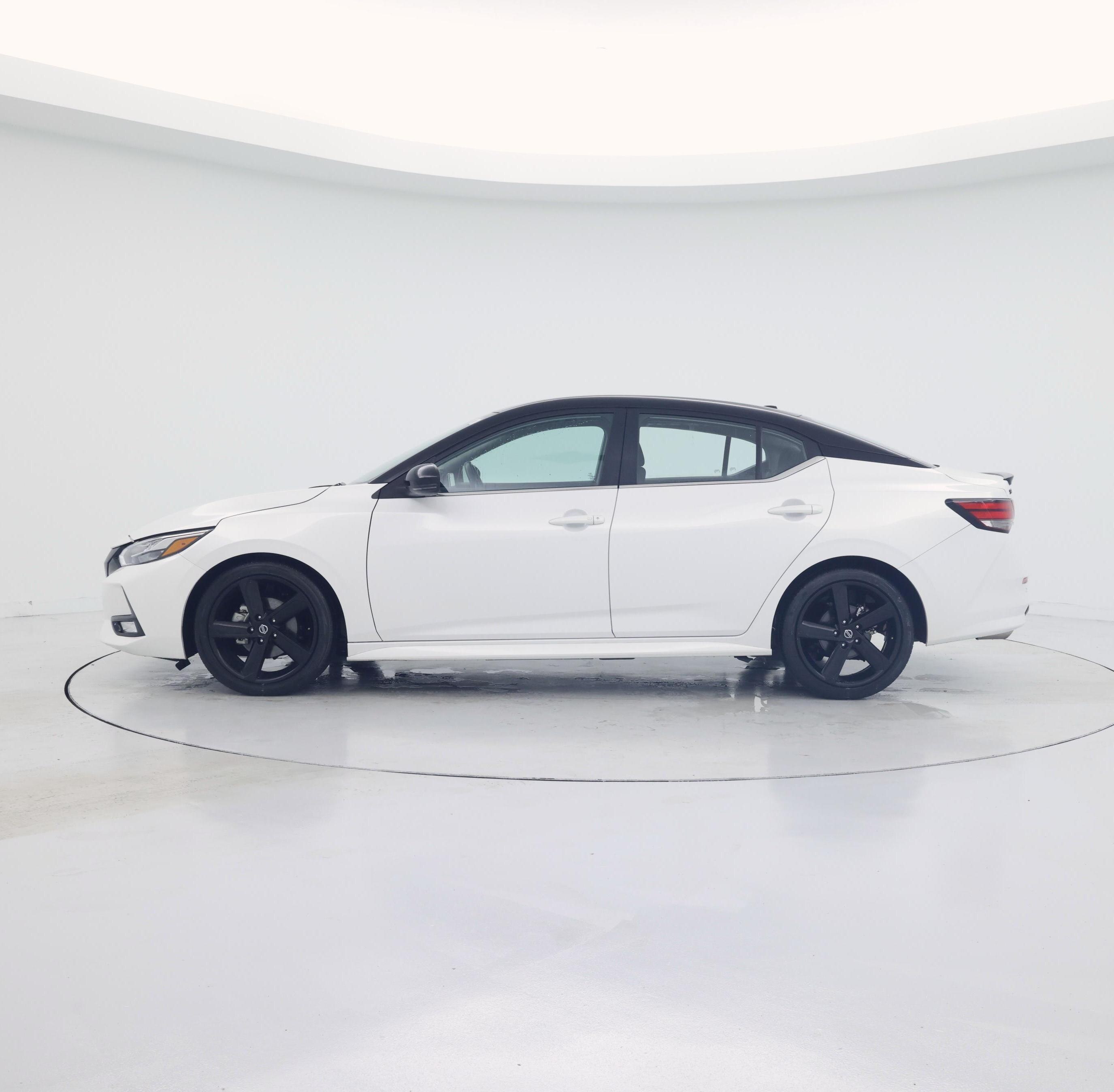 Thumbnail: 2023 Nissan Sentra - 3