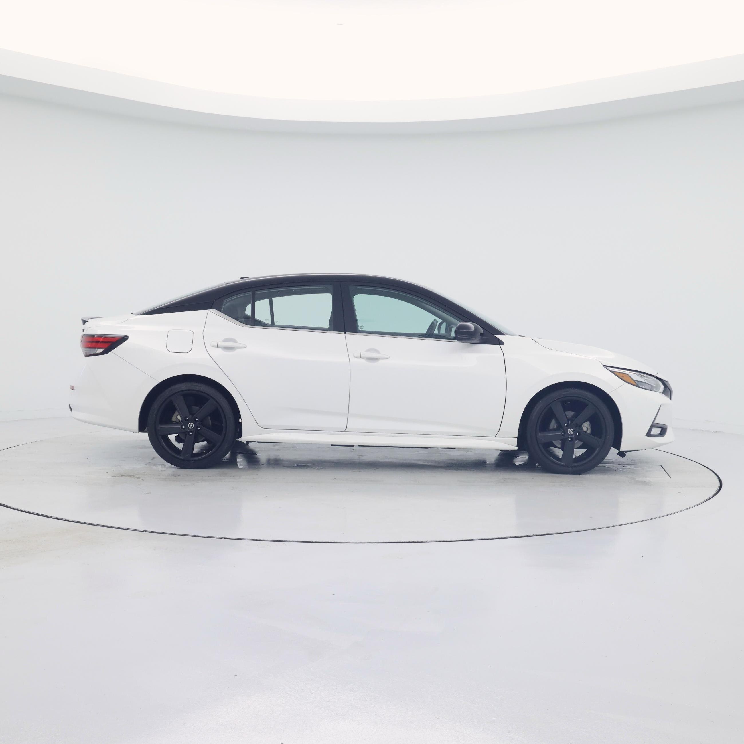 Thumbnail: 2023 Nissan Sentra - 7