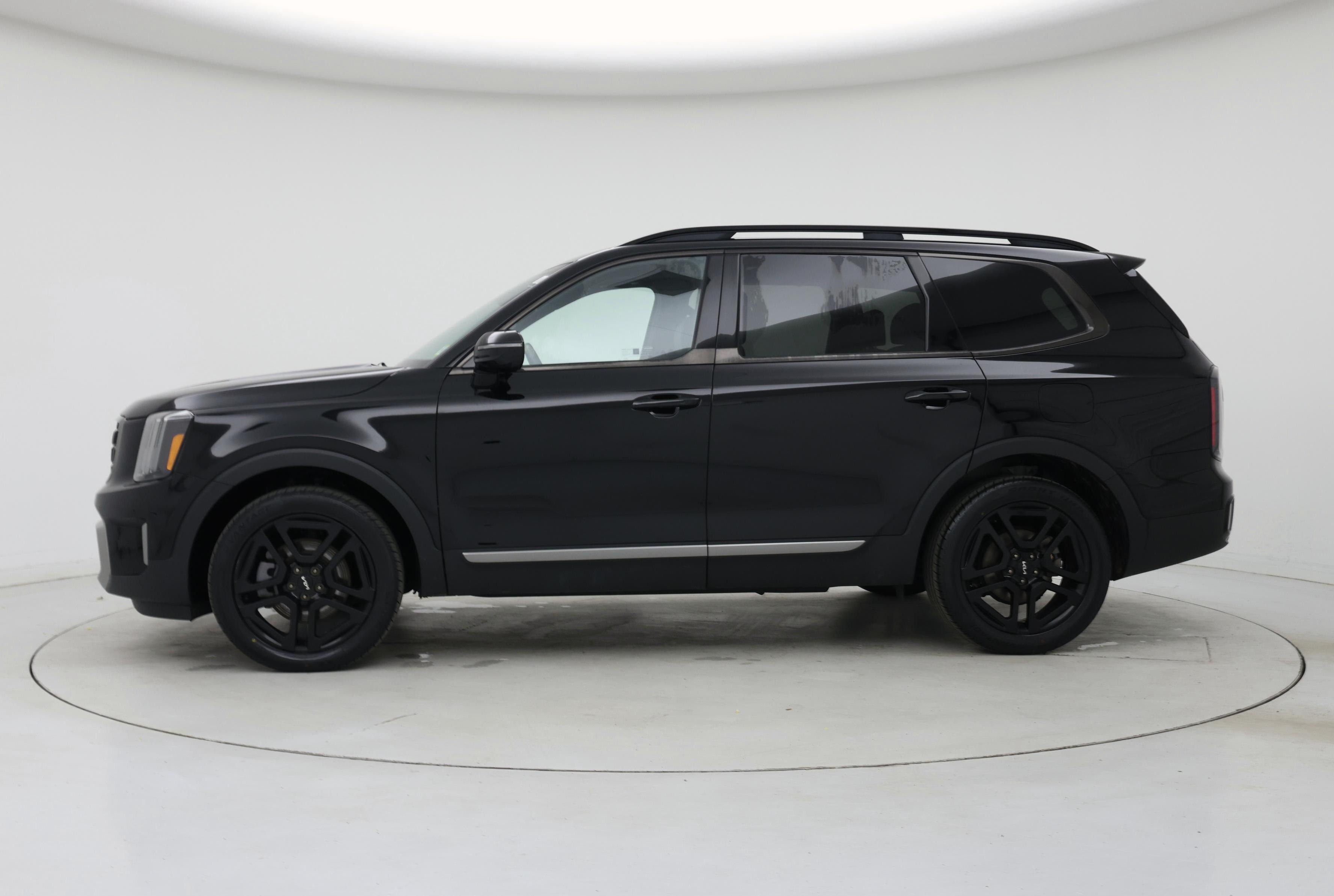 Thumbnail: 2023 Kia Telluride - 3