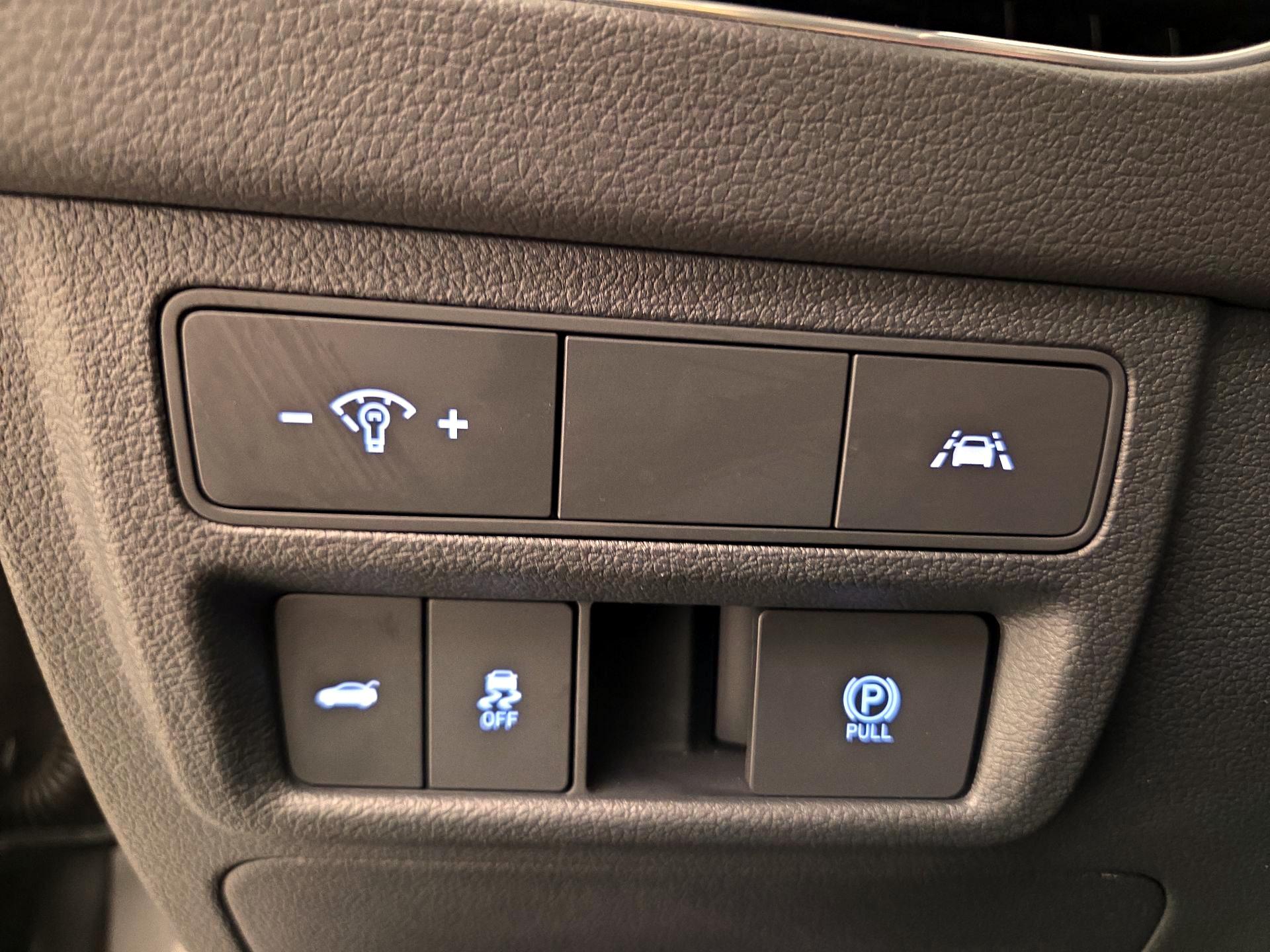 Thumbnail: 2022 Hyundai Sonata - 13