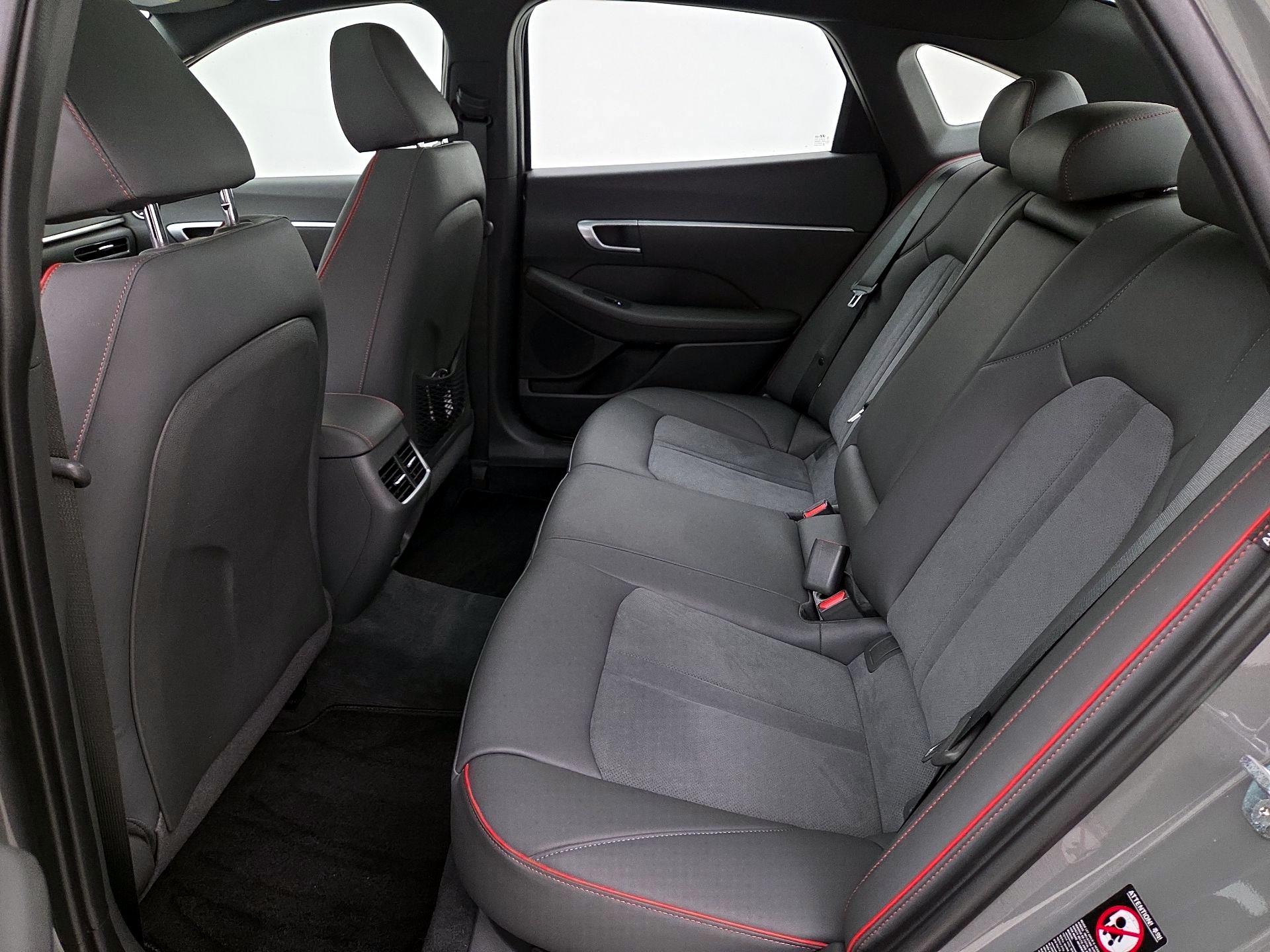 Thumbnail: 2022 Hyundai Sonata - 20