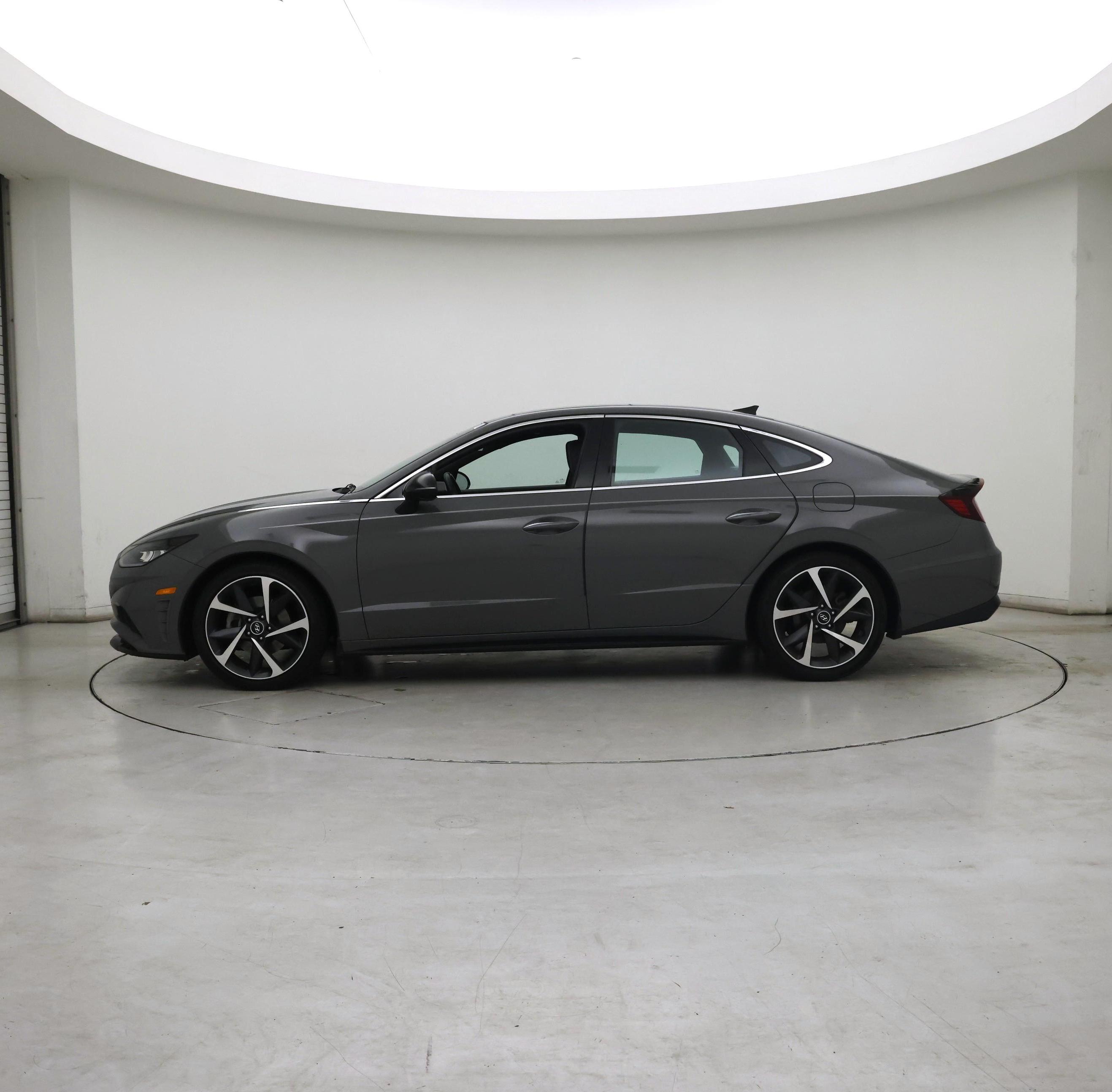 Thumbnail: 2022 Hyundai Sonata - 3