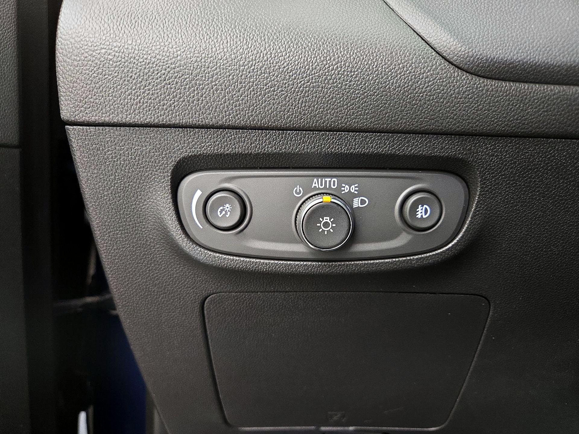 Thumbnail: 2021 Buick Encore GX - 13