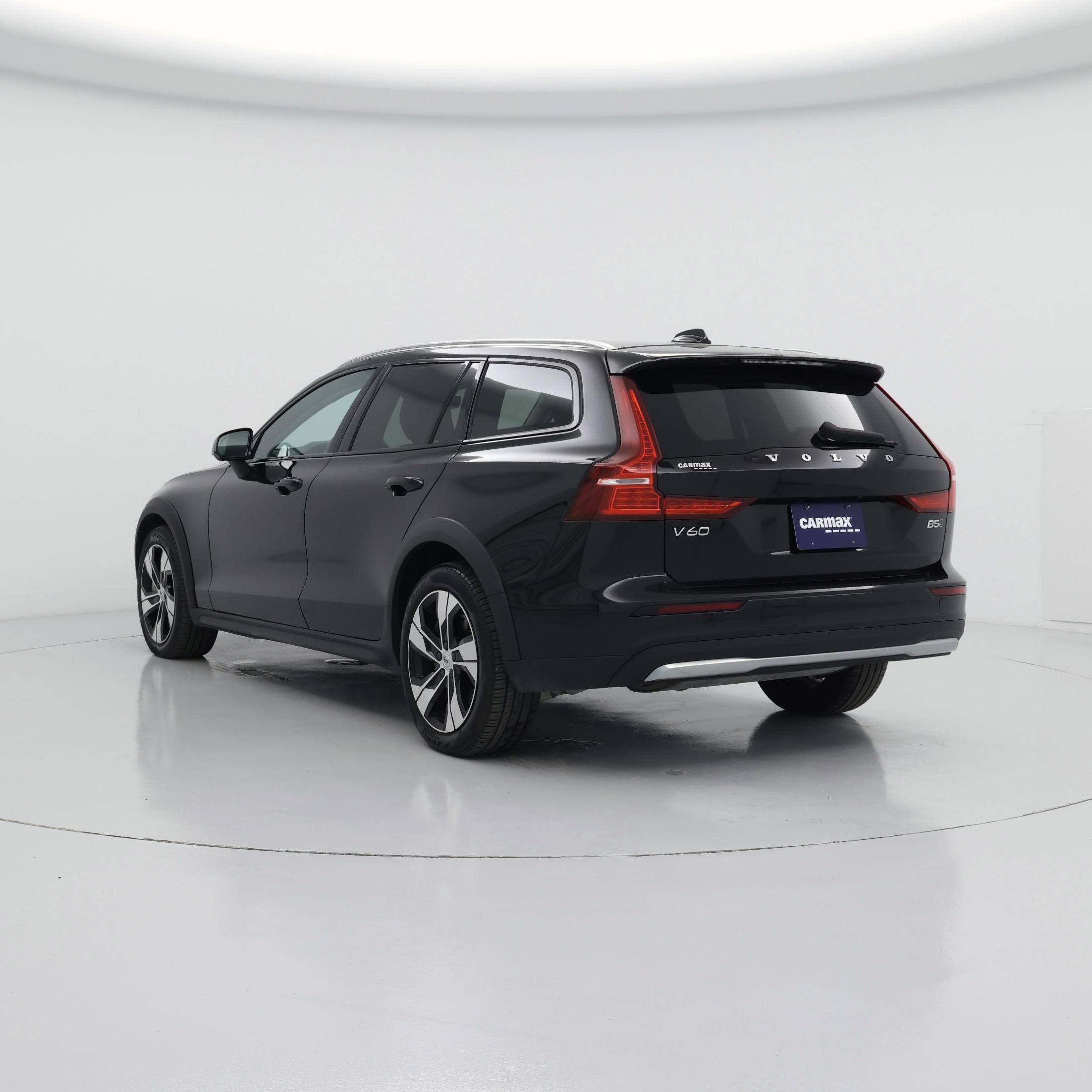 Thumbnail: 2025 Volvo S60 - 2