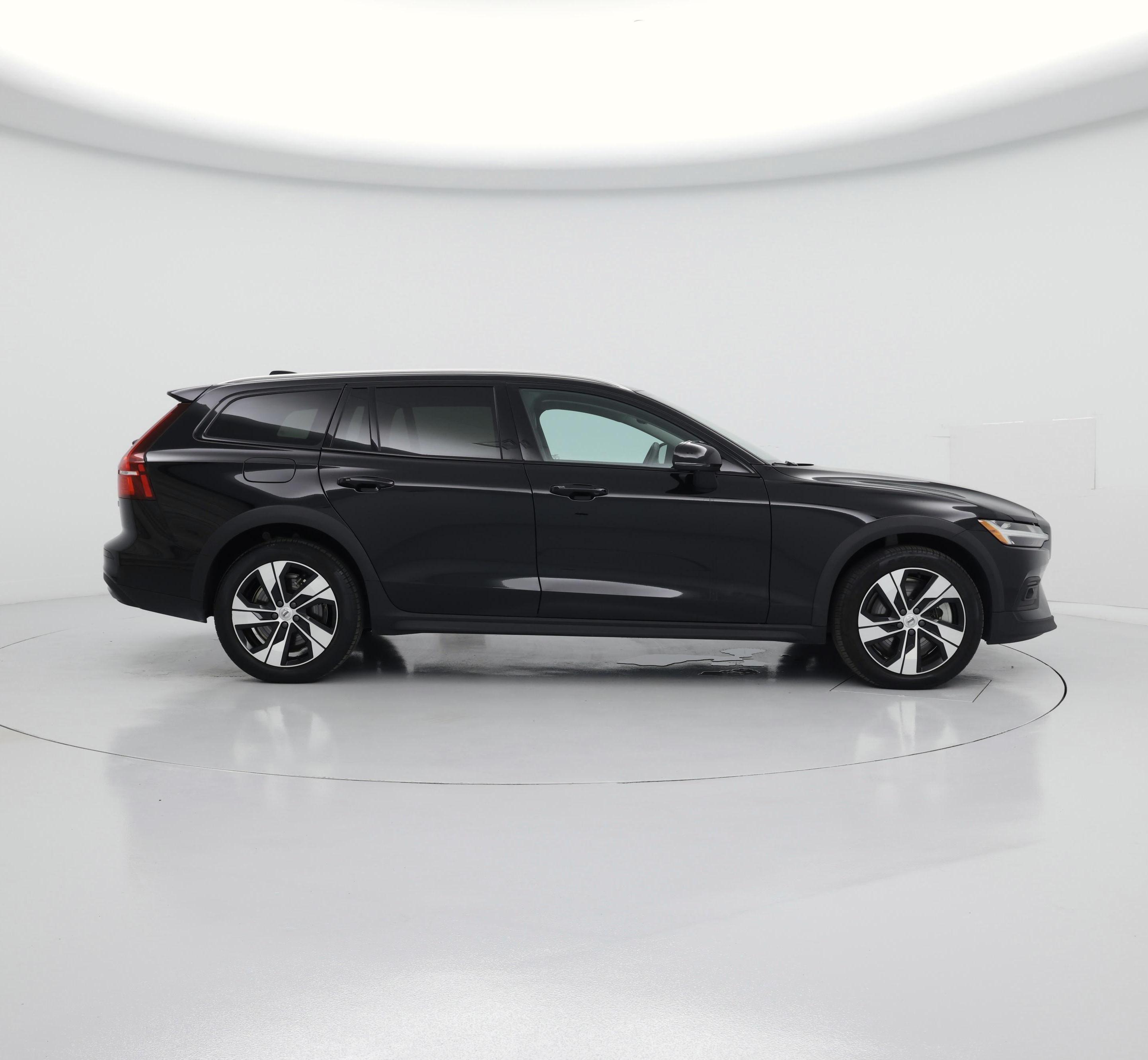 Thumbnail: 2025 Volvo S60 - 7