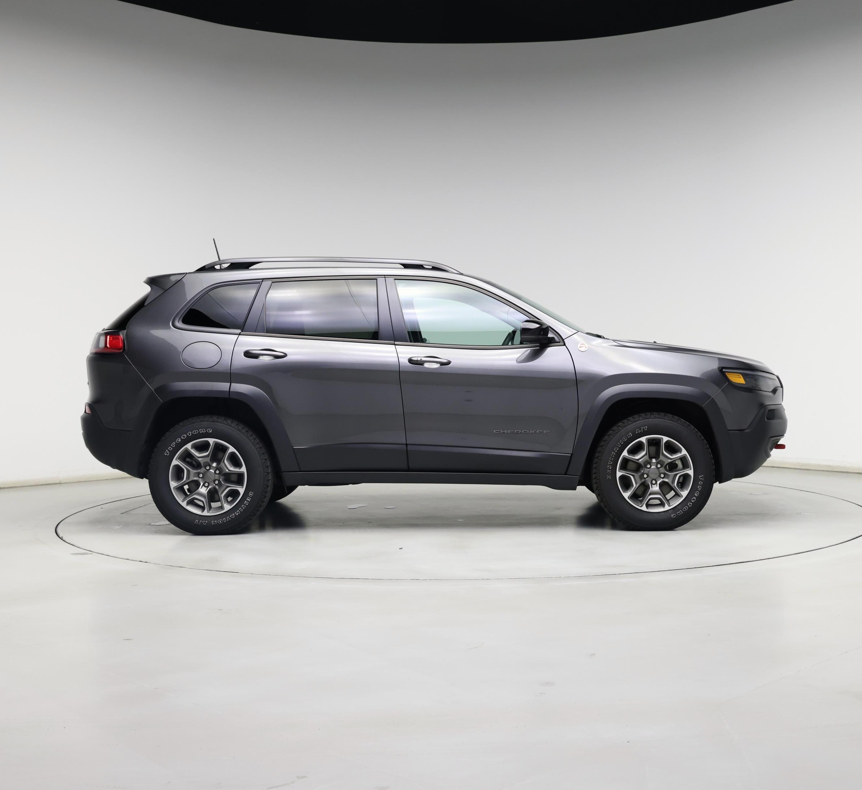 Thumbnail: 2022 Jeep Cherokee - 7