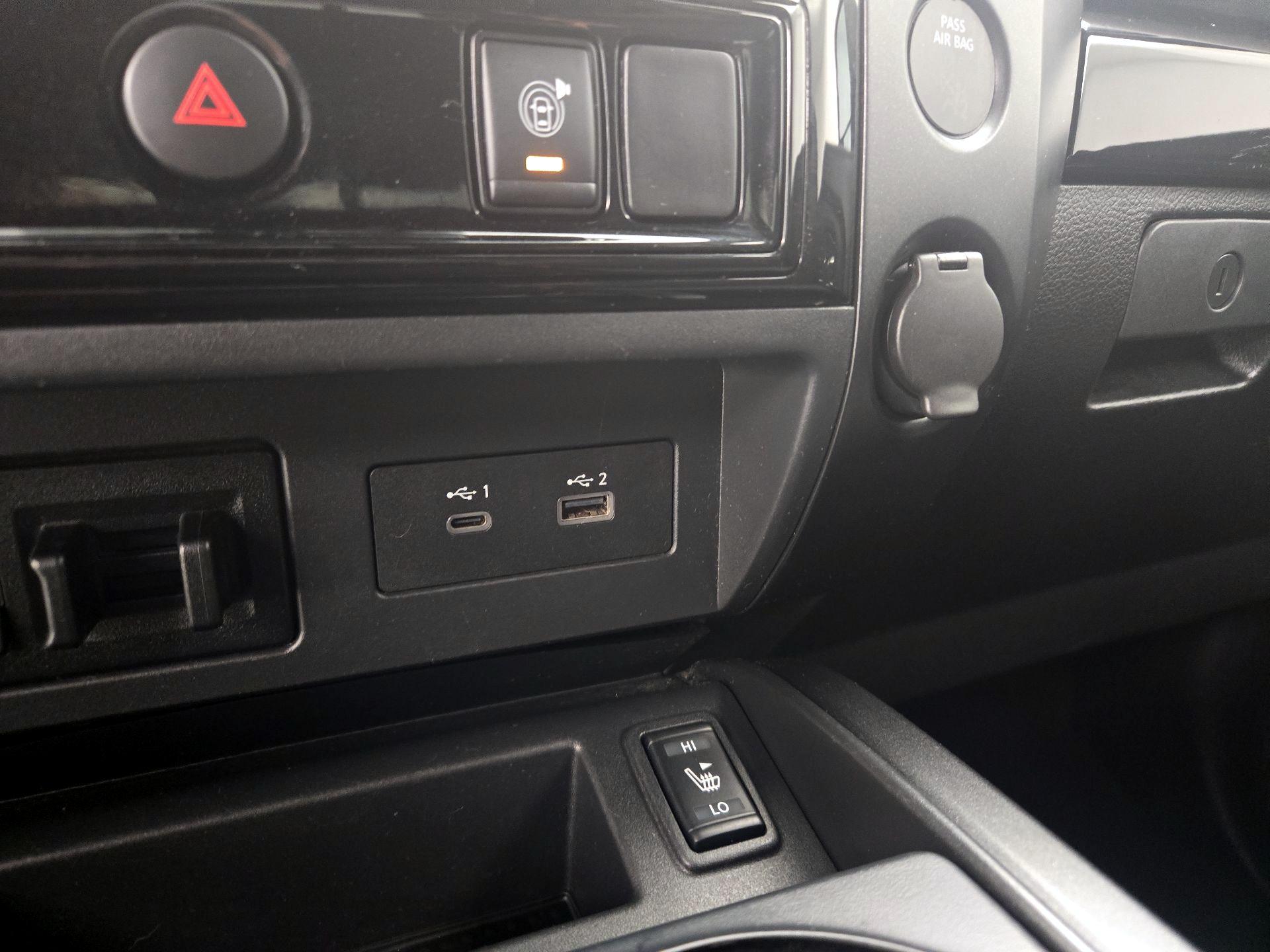 Thumbnail: 2023 Nissan Titan - 18