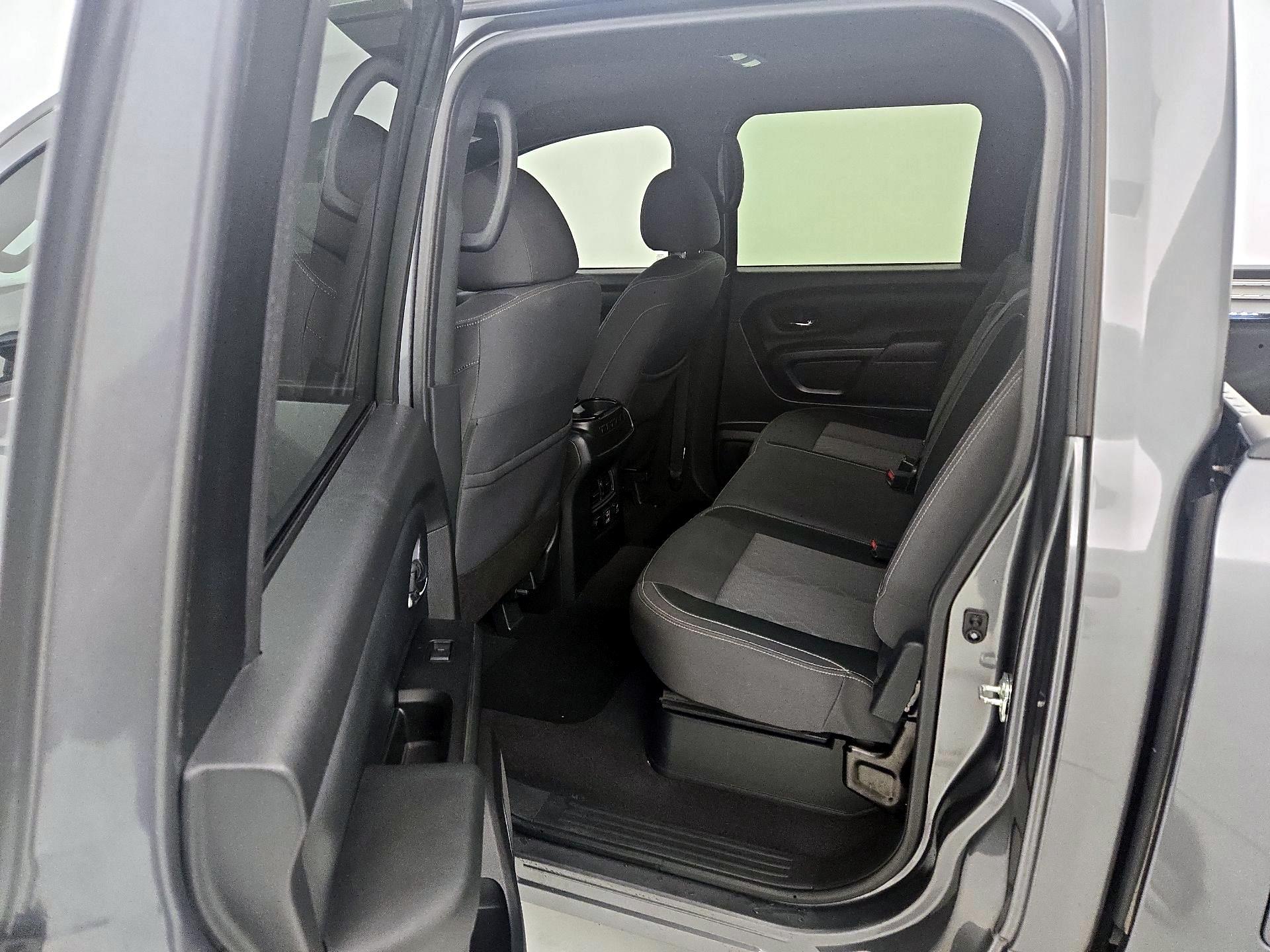 Thumbnail: 2023 Nissan Titan - 19