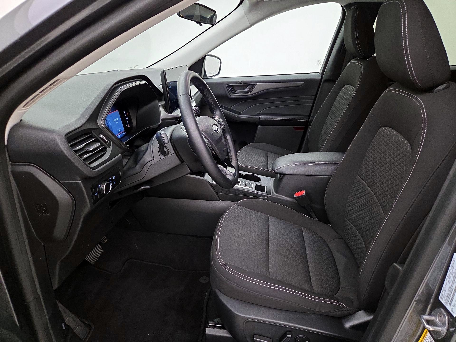 Thumbnail: 2023 Ford Escape - 11