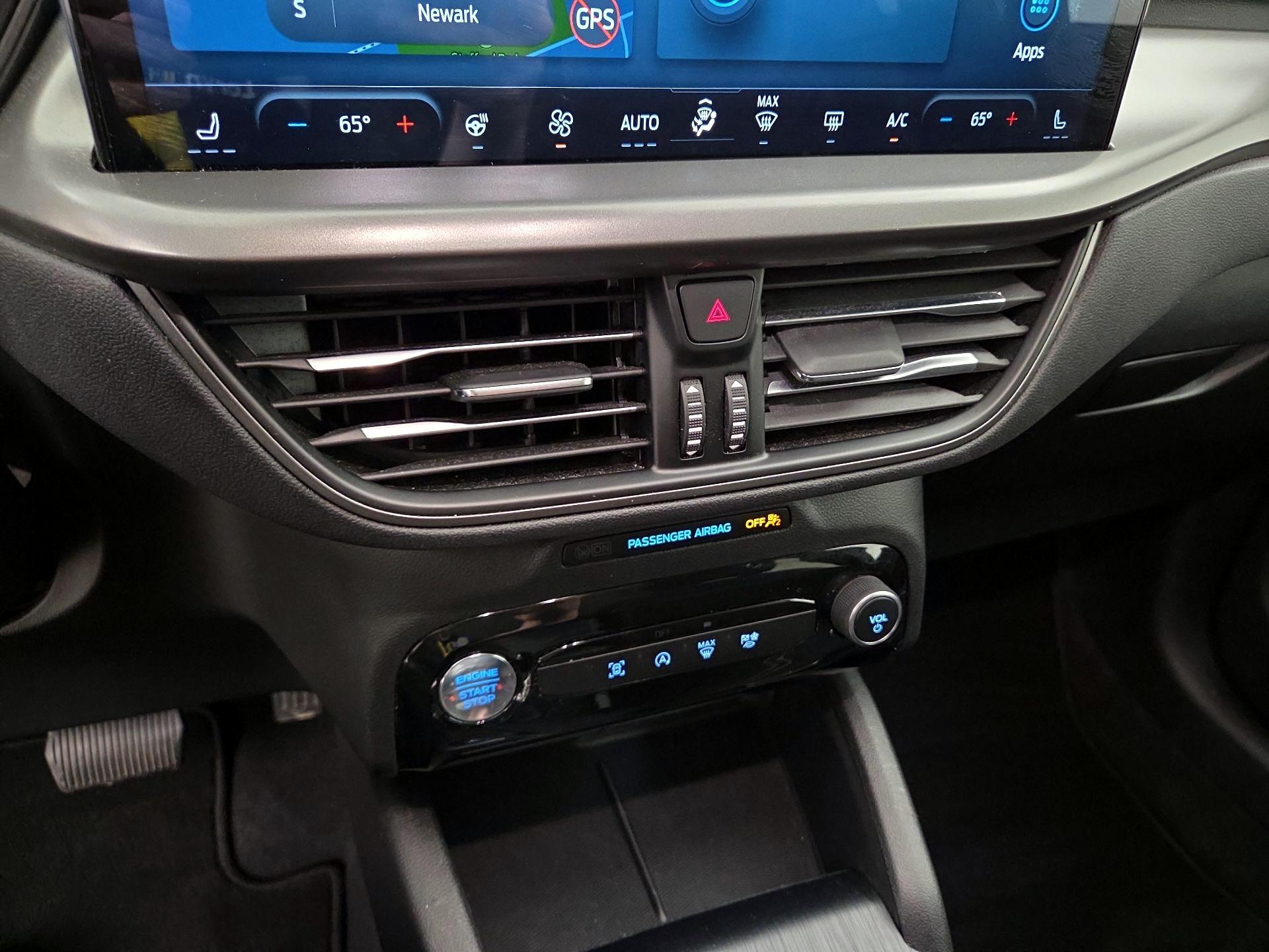 Thumbnail: 2023 Ford Escape - 16