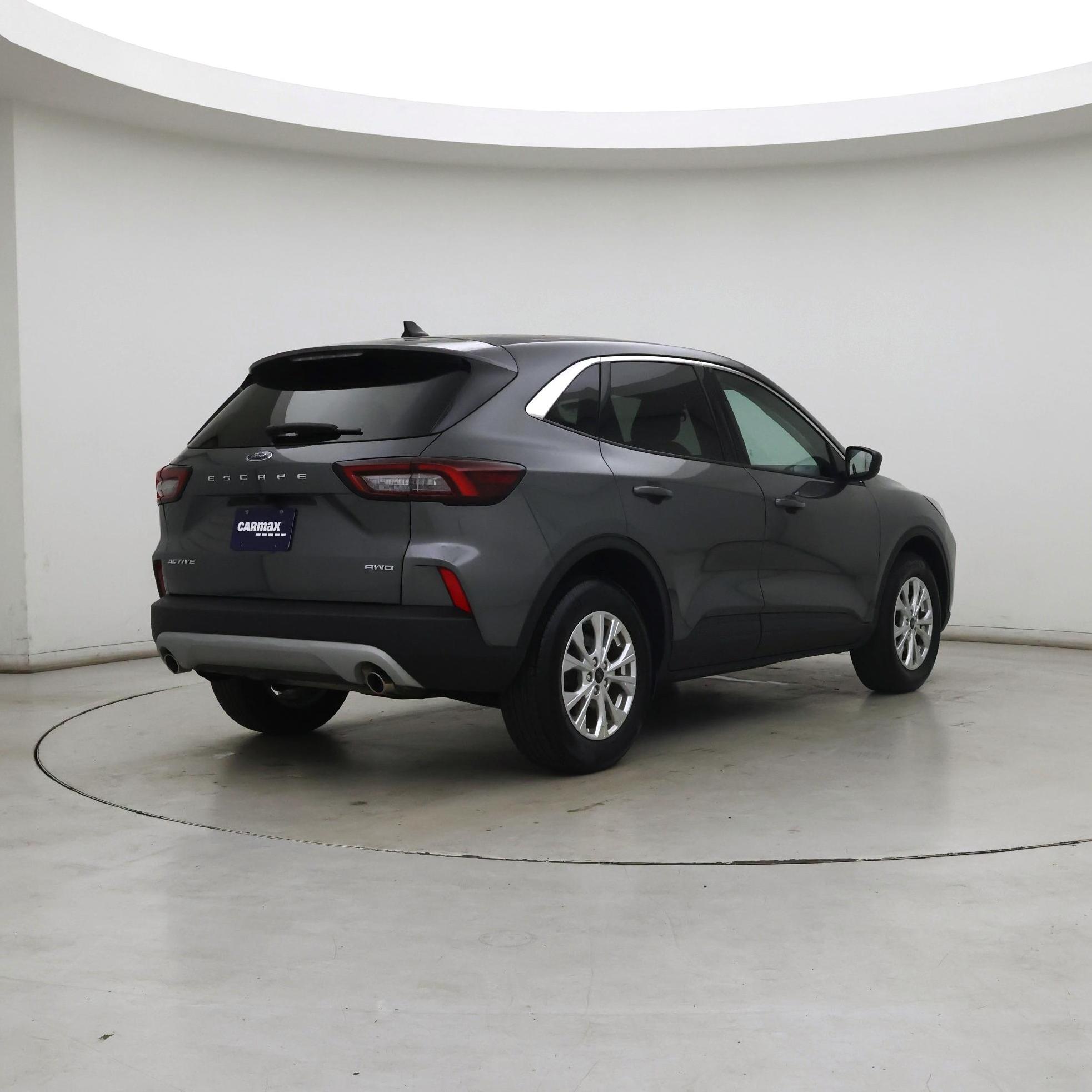 Thumbnail: 2023 Ford Escape - 8