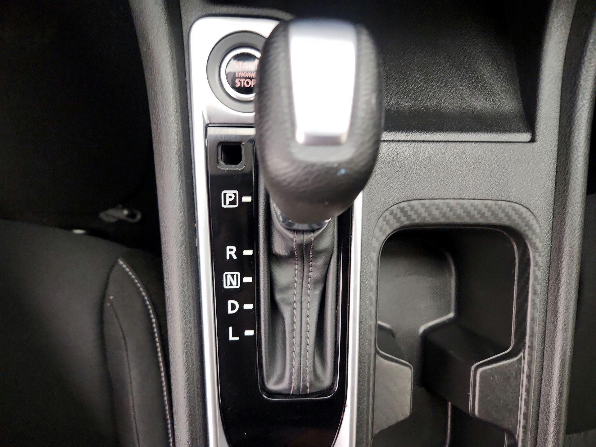 Thumbnail: 2021 Nissan Sentra - 17