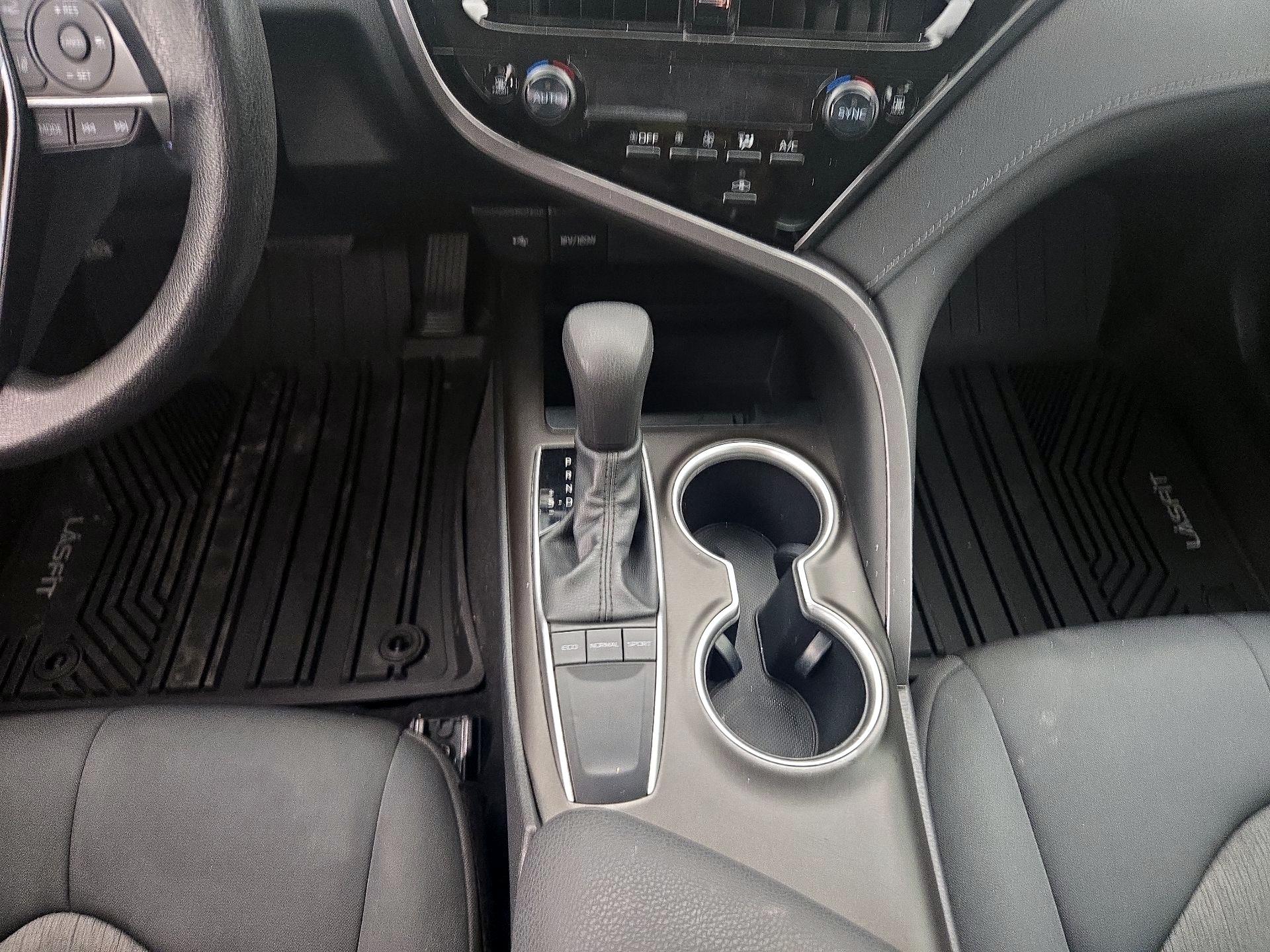 Thumbnail: 2024 Toyota Camry - 17