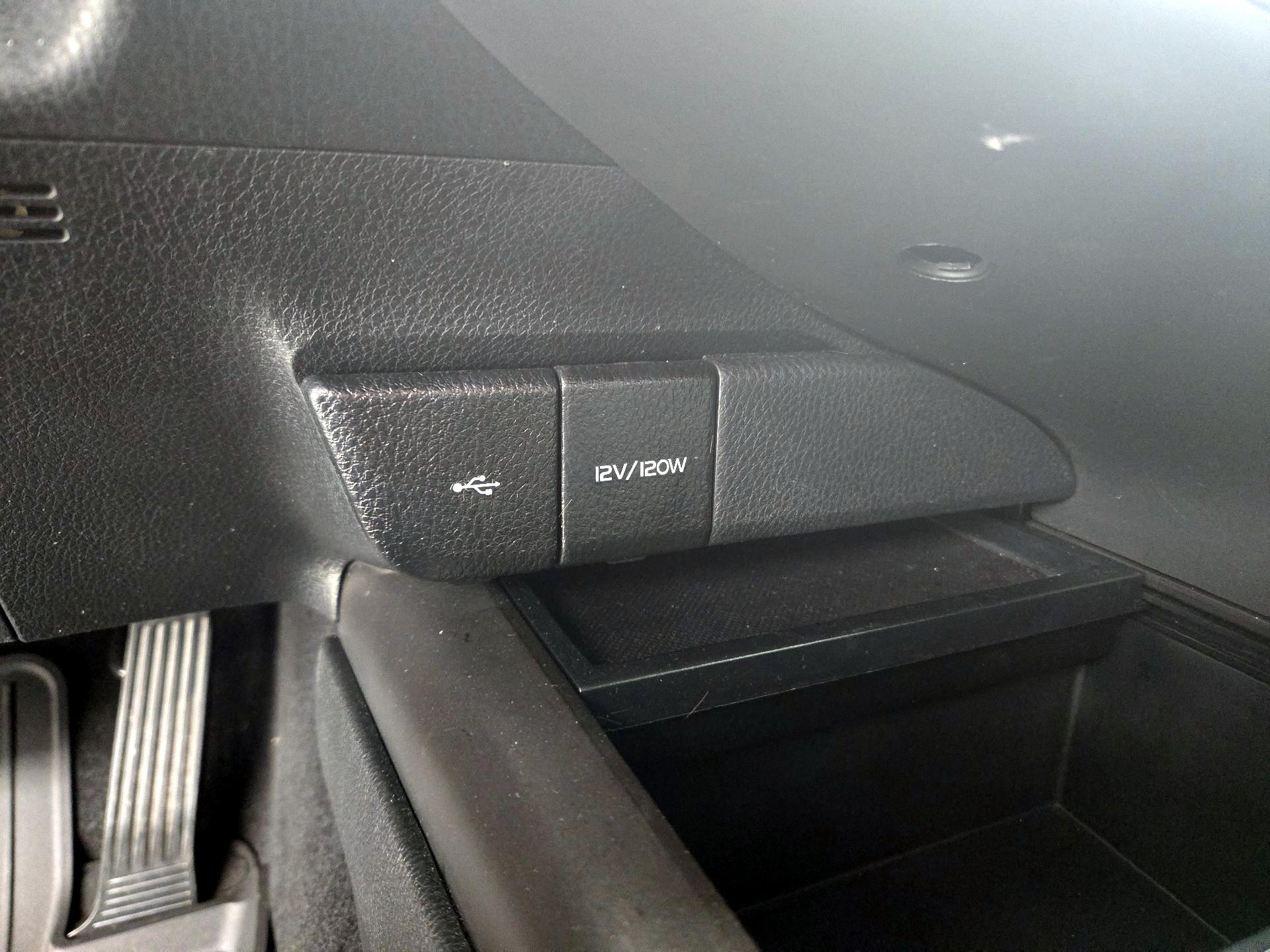 Thumbnail: 2024 Toyota Camry - 18