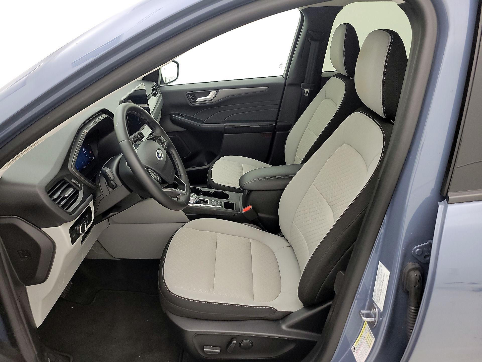 Thumbnail: 2023 Ford Escape - 11