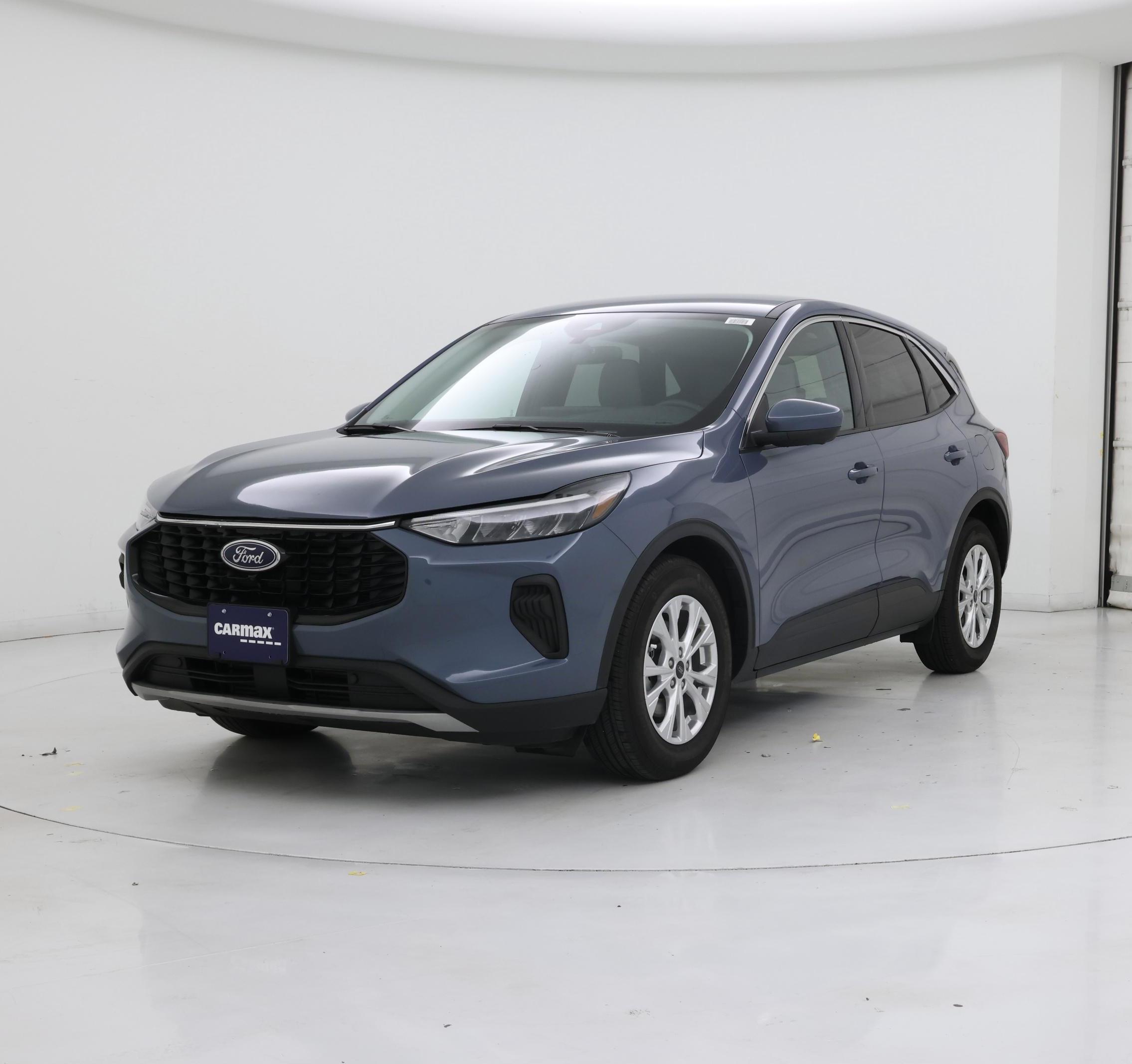 Thumbnail: 2023 Ford Escape - 4