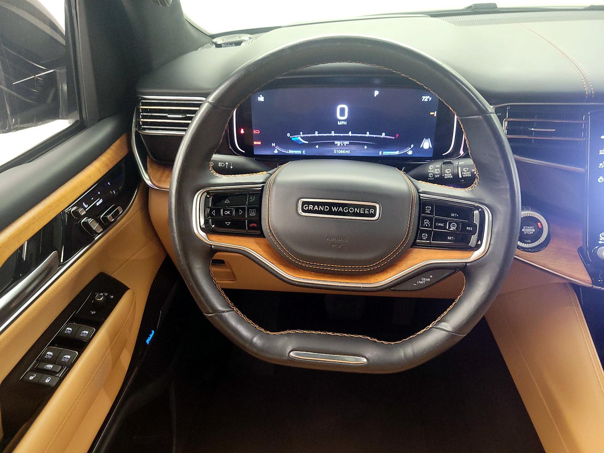 Thumbnail: 2022 Jeep Grand Wagoneer - 10