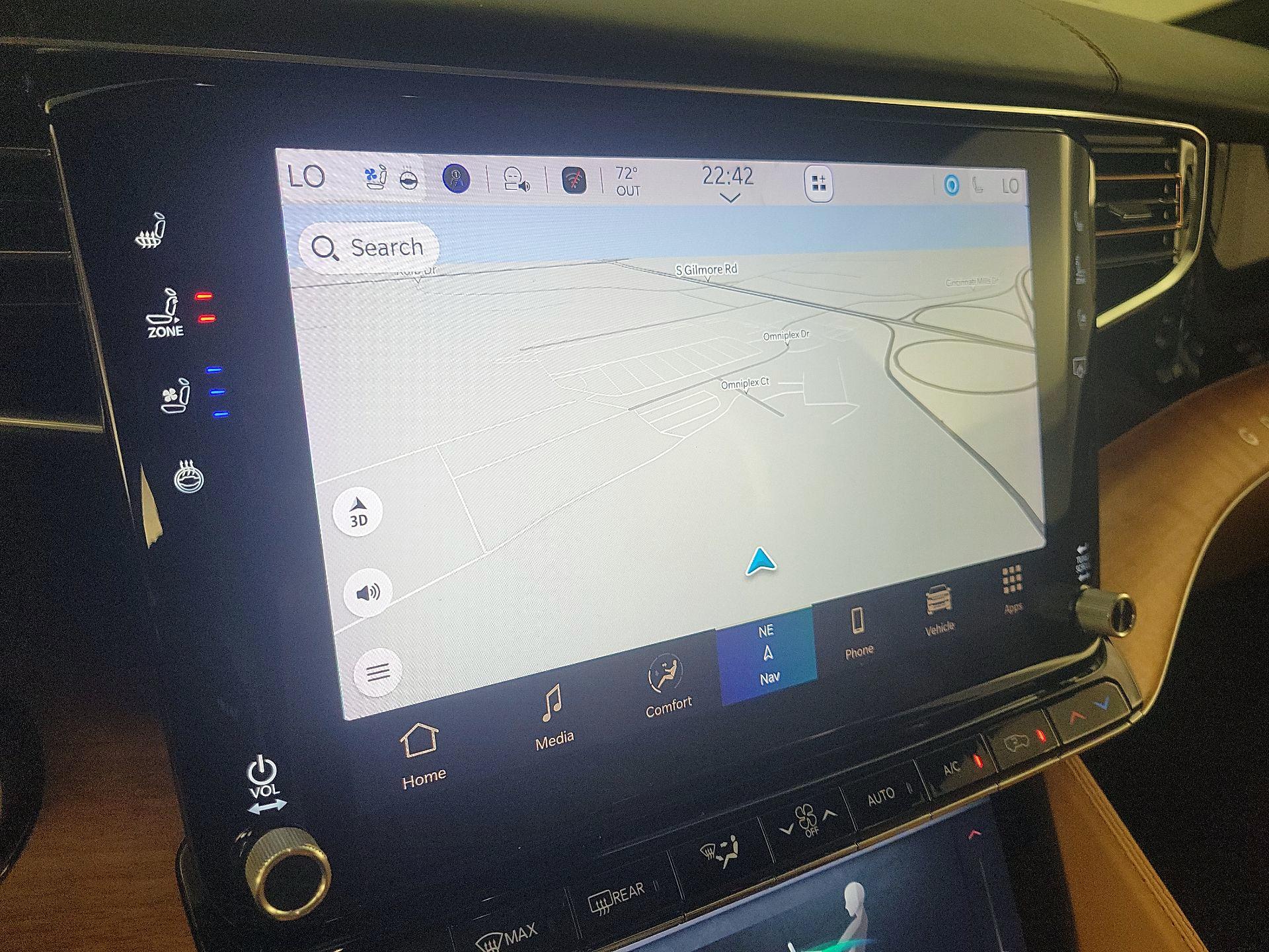 Thumbnail: 2022 Jeep Grand Wagoneer - 14