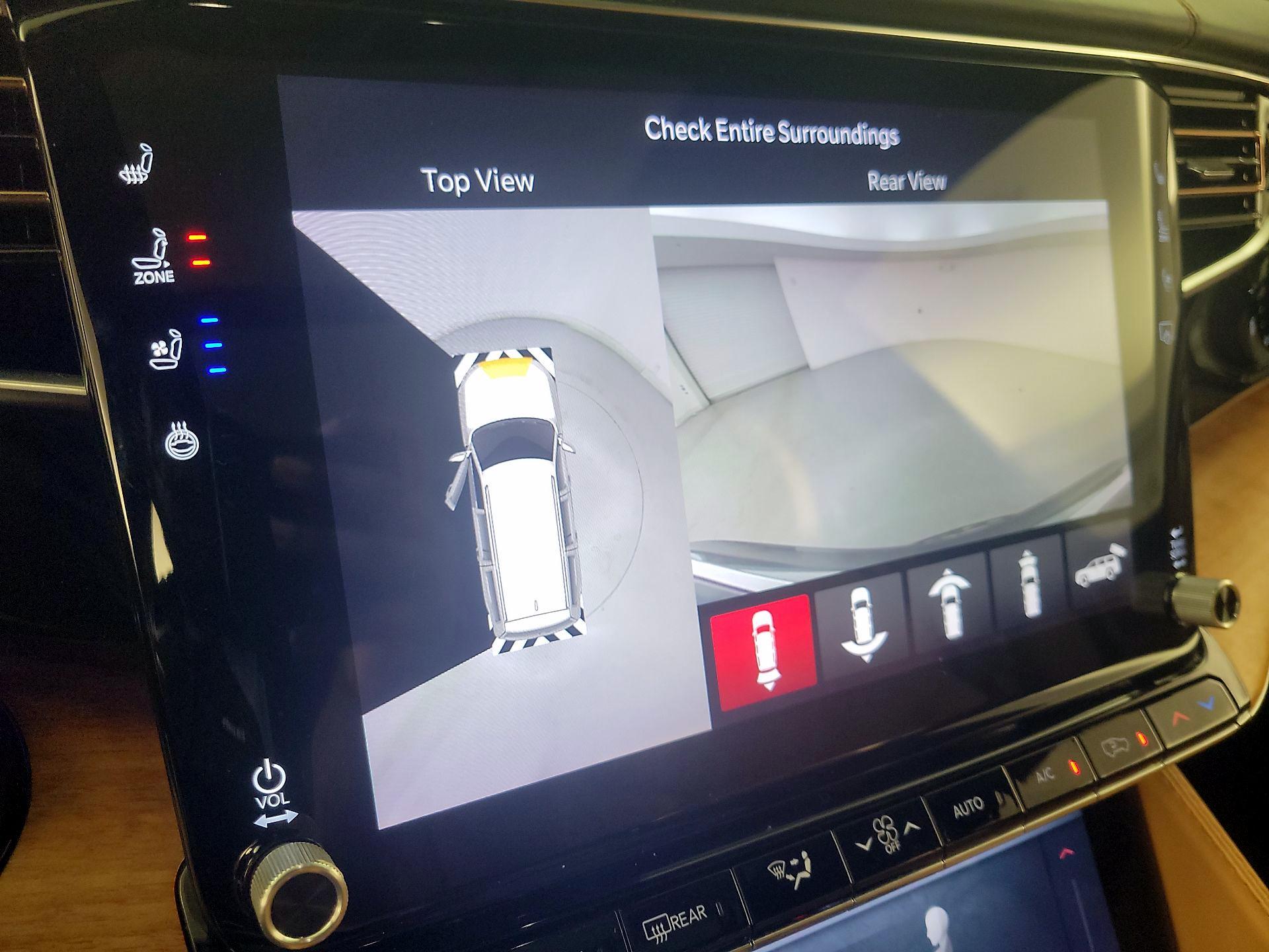 Thumbnail: 2022 Jeep Grand Wagoneer - 15