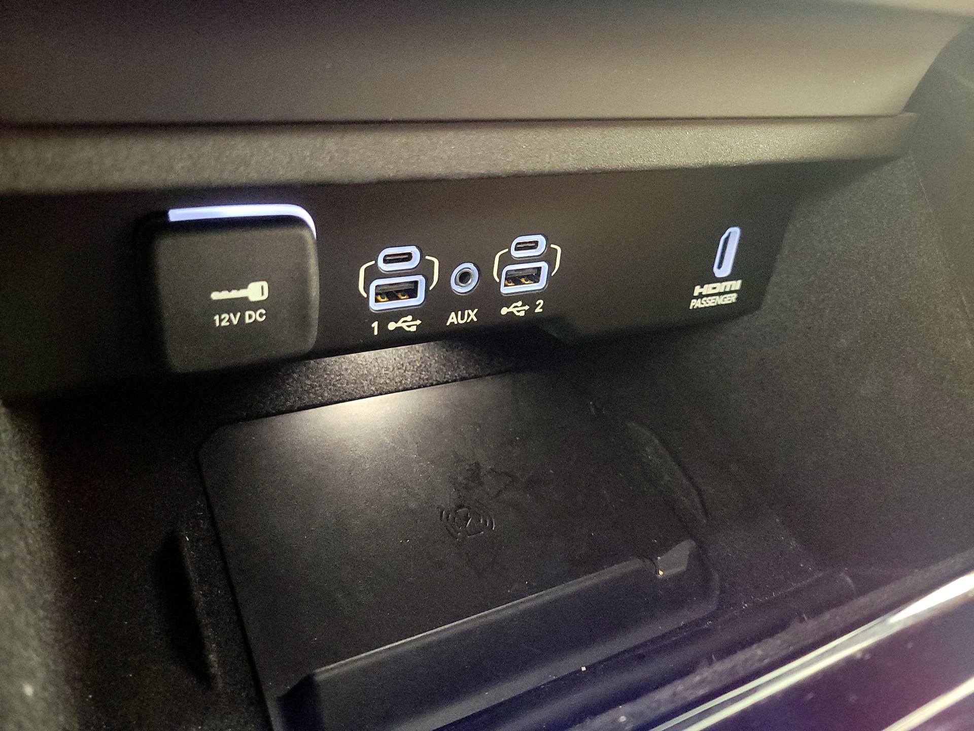 Thumbnail: 2022 Jeep Grand Wagoneer - 19