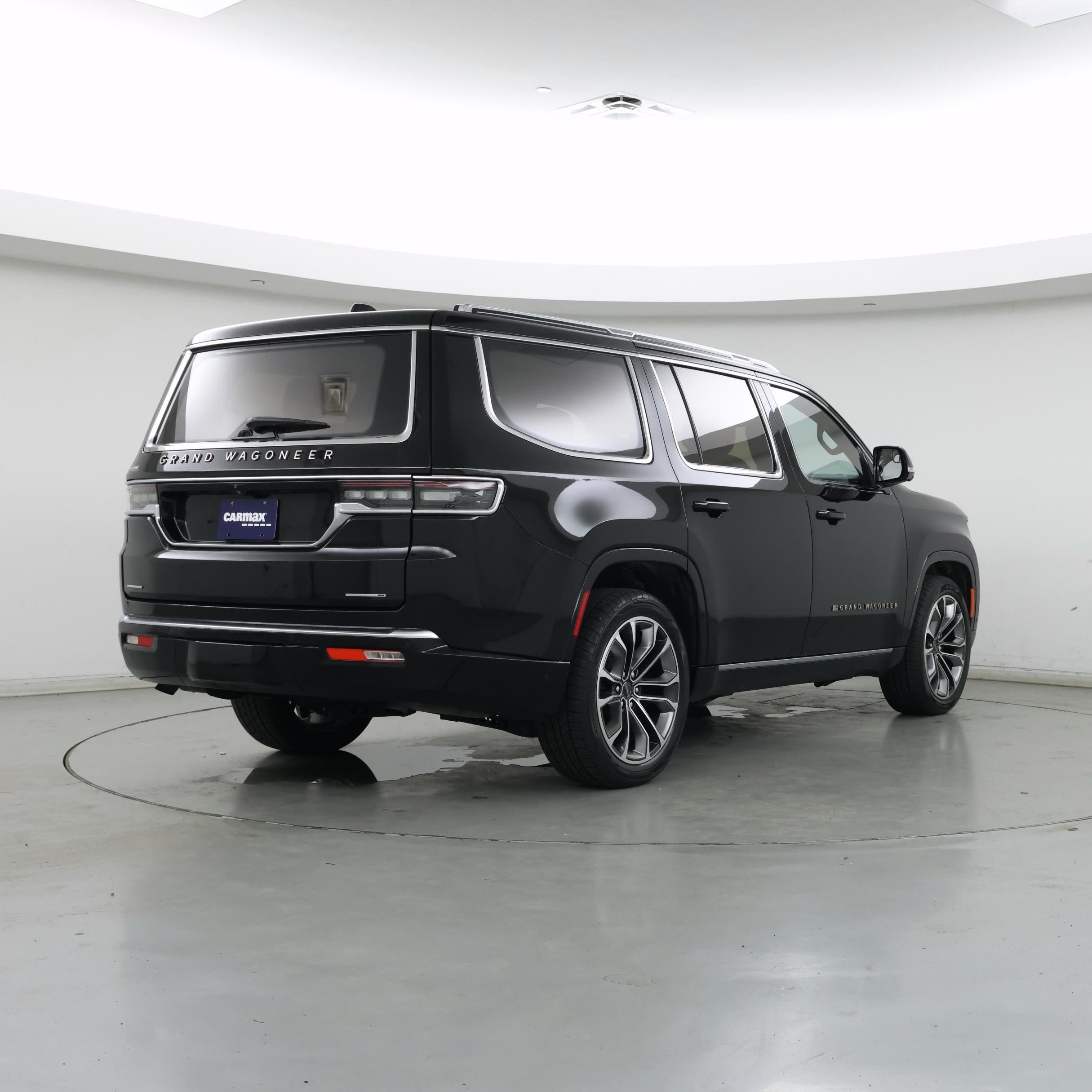 Thumbnail: 2022 Jeep Grand Wagoneer - 8