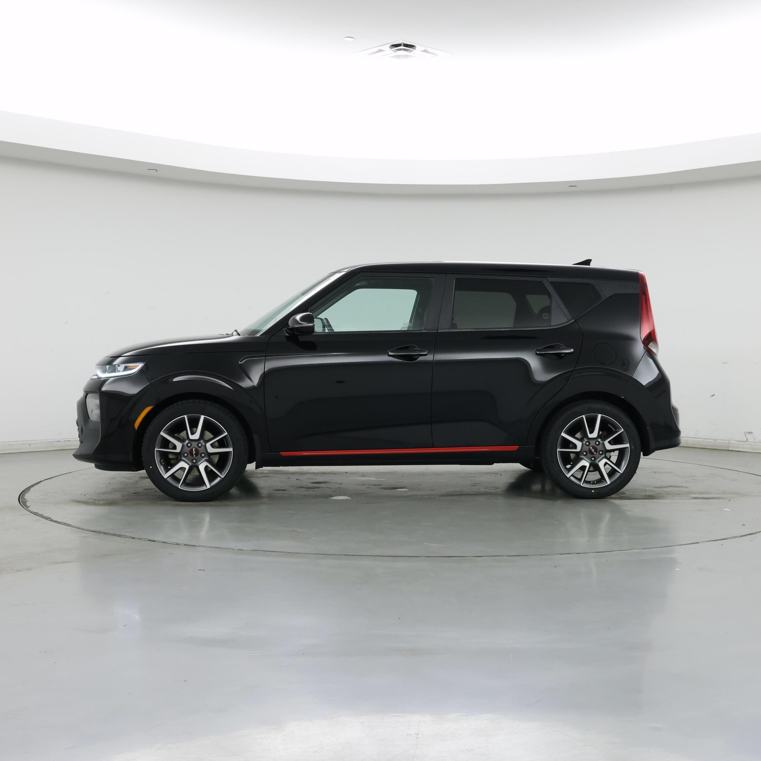 Thumbnail: 2022 Kia Soul - 3