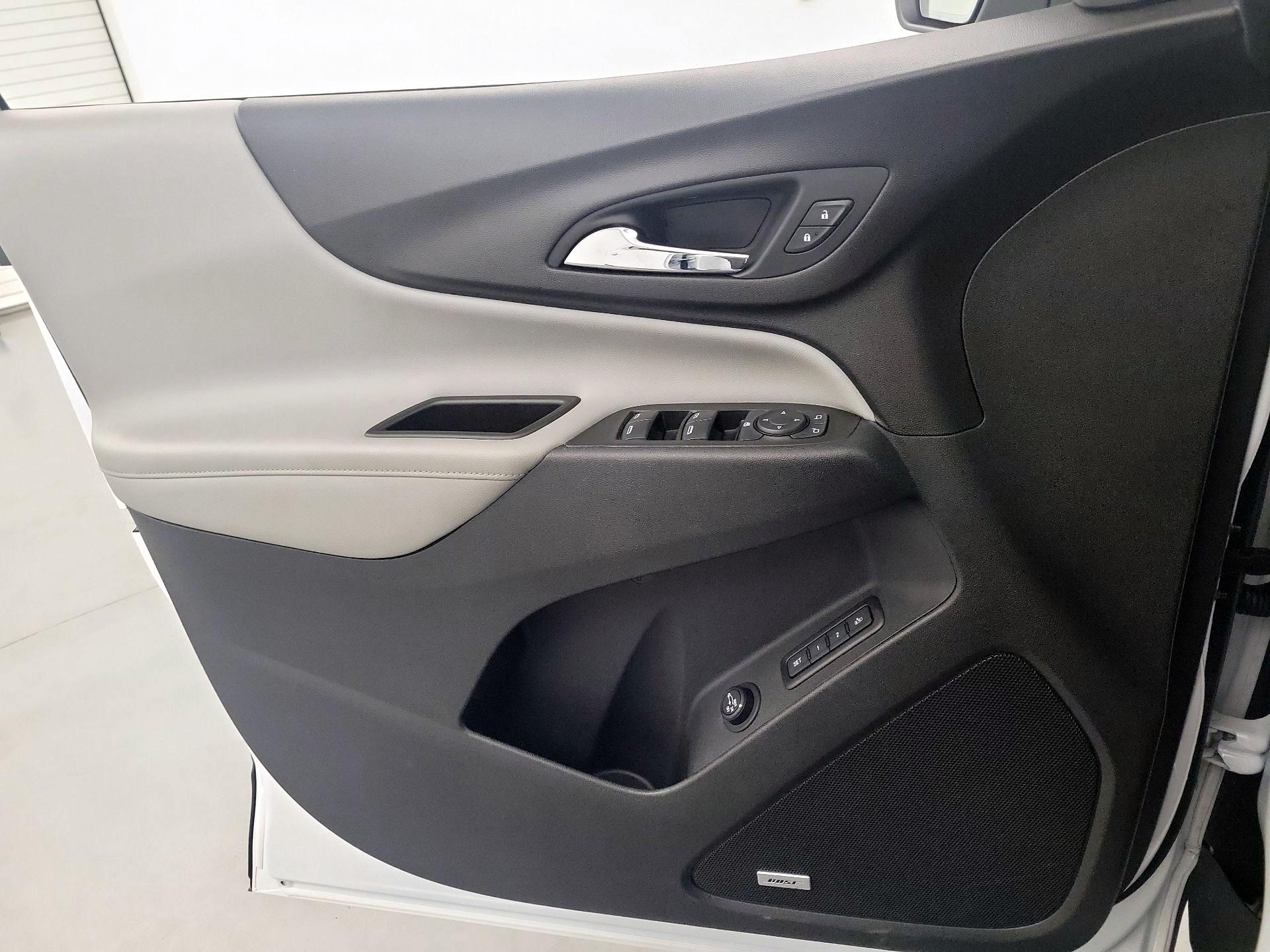 Thumbnail: 2020 Chevrolet Equinox - 12