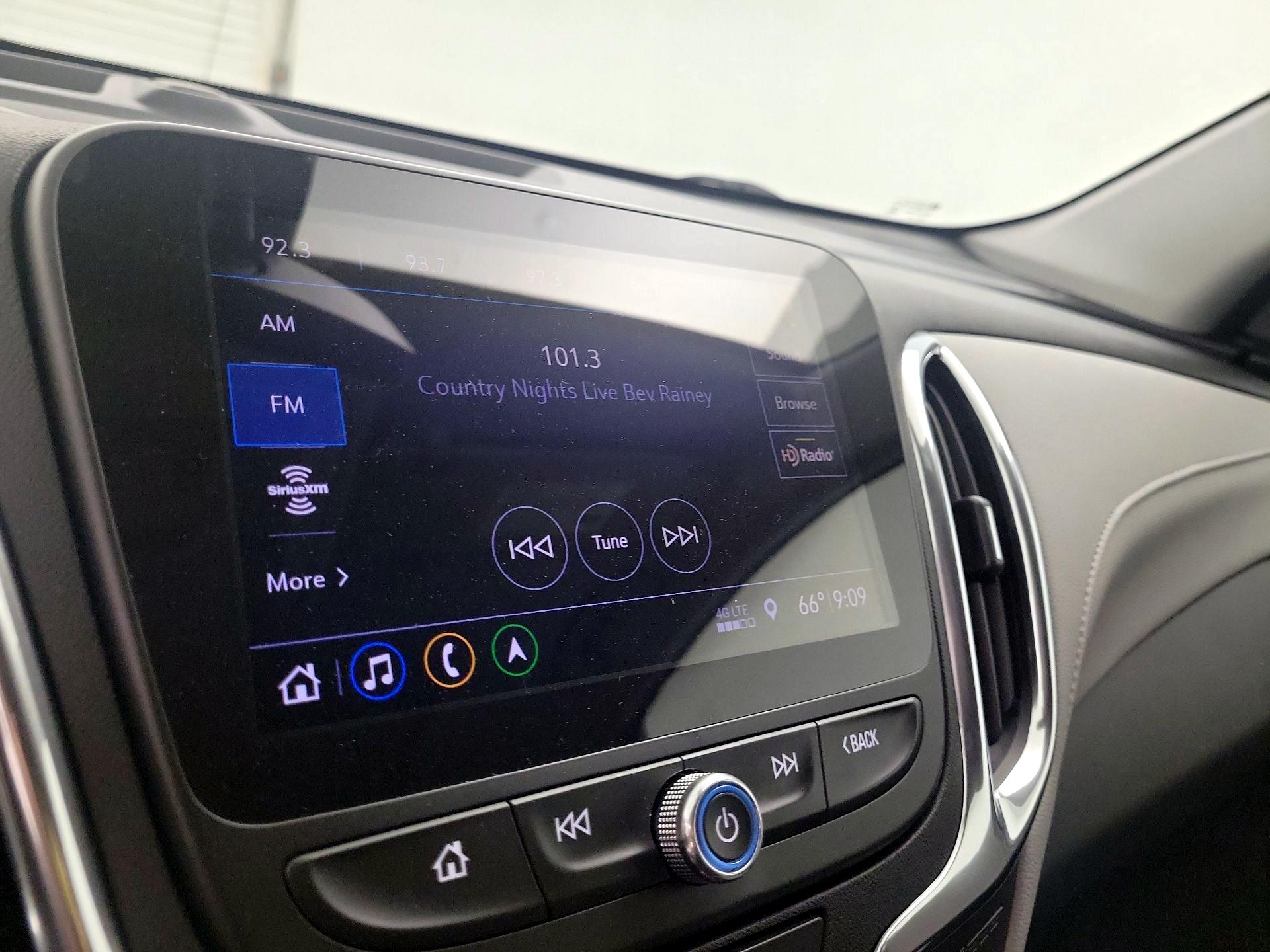 Thumbnail: 2020 Chevrolet Equinox - 16