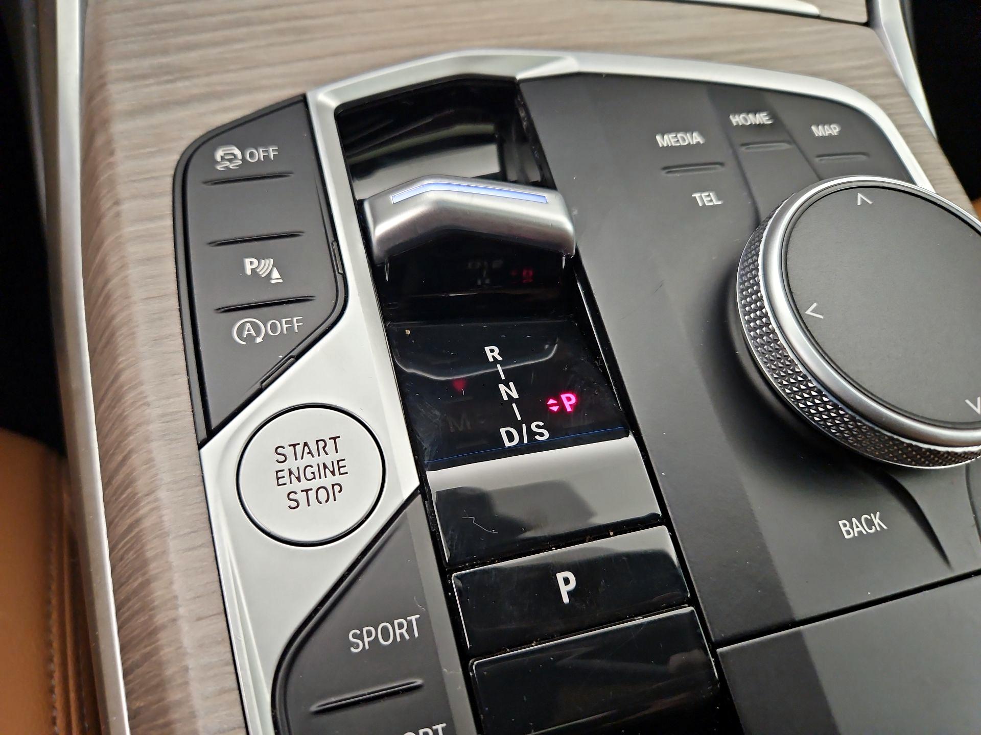 Thumbnail: 2025 BMW 3 Series - 18