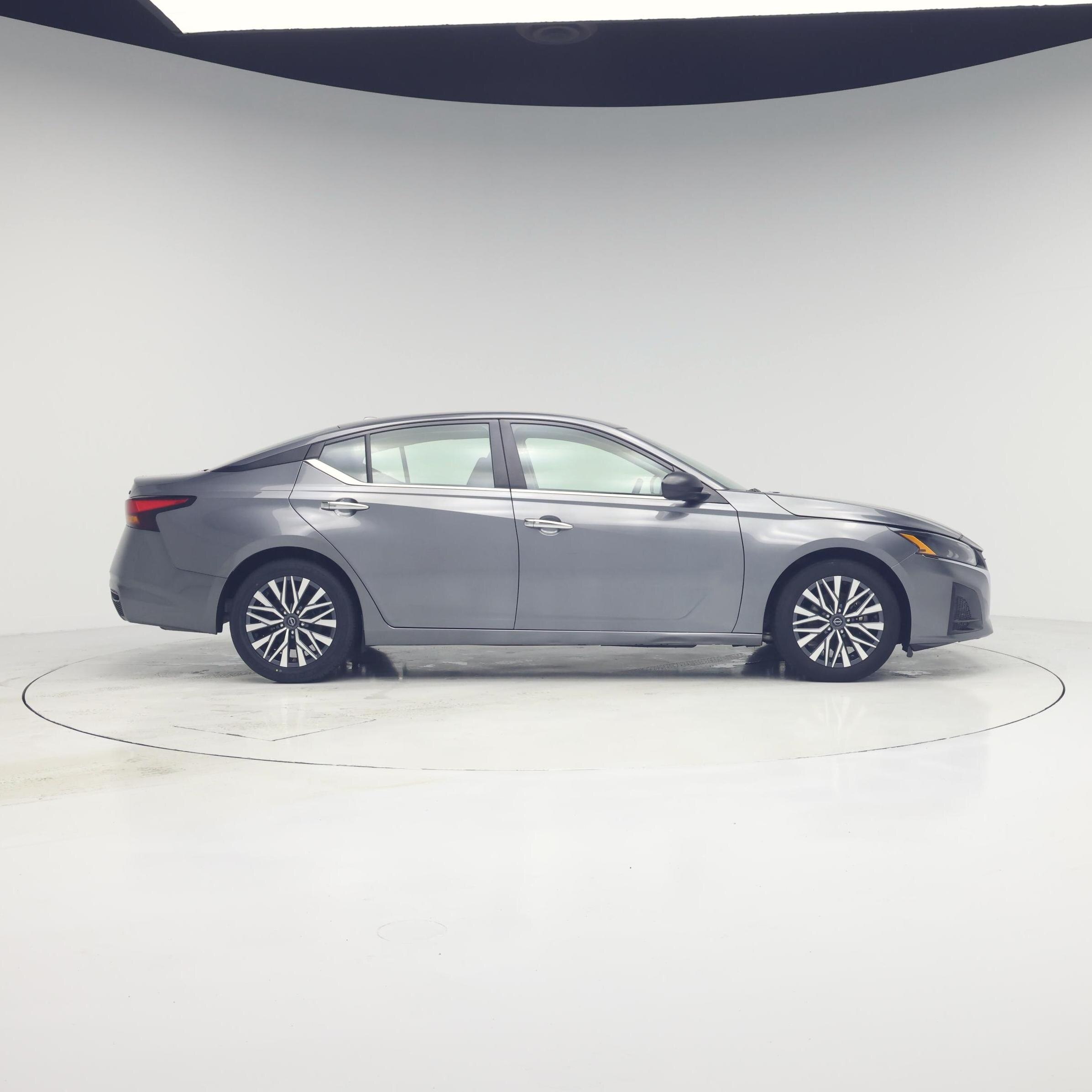 Thumbnail: 2024 Nissan Altima - 7