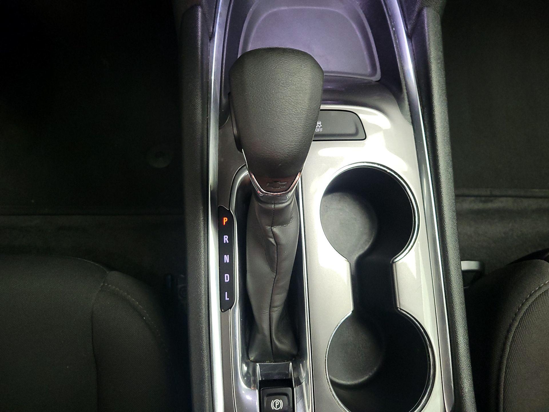 Thumbnail: 2023 Chevrolet Malibu - 15