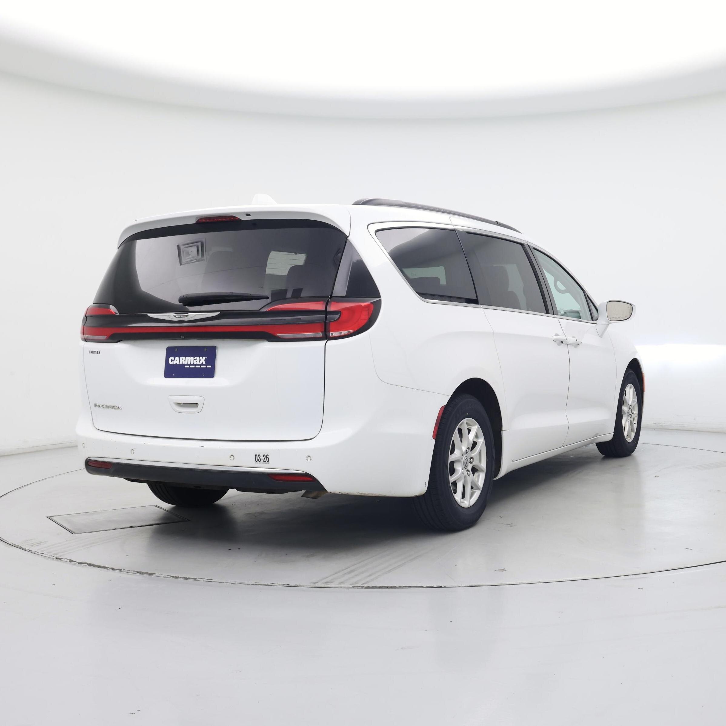 Thumbnail: 2022 Chrysler Pacifica - 8